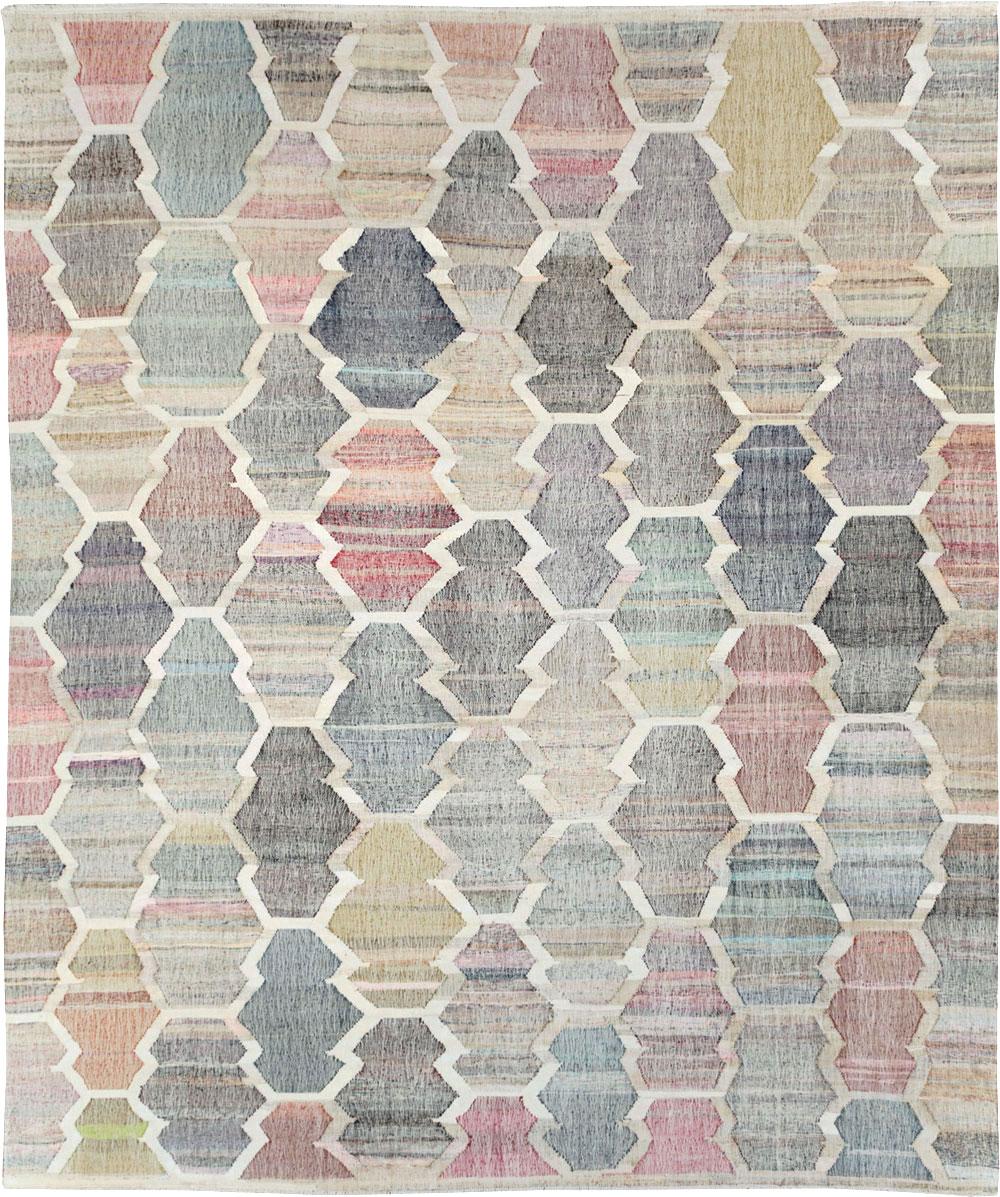 Tapis Kilim turc contemporain à tissage plat fait main, de grande taille, pour une pièce en vente