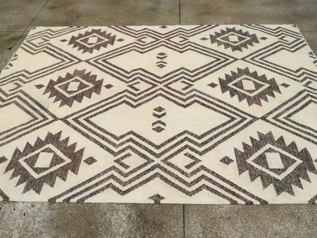 Contemporary Handmade Turkish Flatweave Kilim Accent Rug im Zustand „Neu“ im Angebot in New York, NY