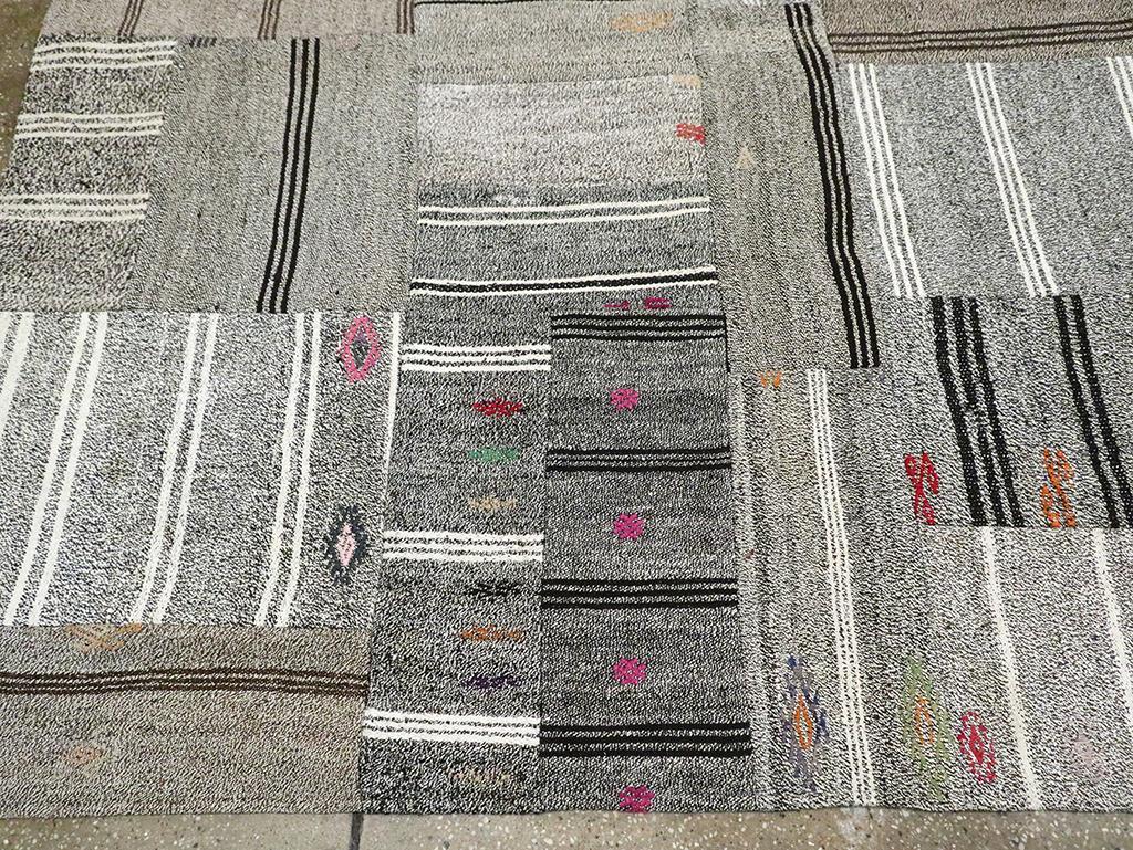 Contemporary Handmade Turkish Flatweave Kilim Room Size Carpet In Grey 2