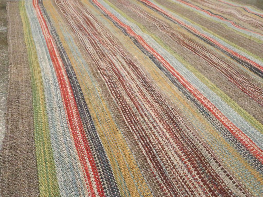 Contemporary Handmade Turkish Flatweave Kilim Small Room Size Carpet In New Condition For Sale In New York, NY
