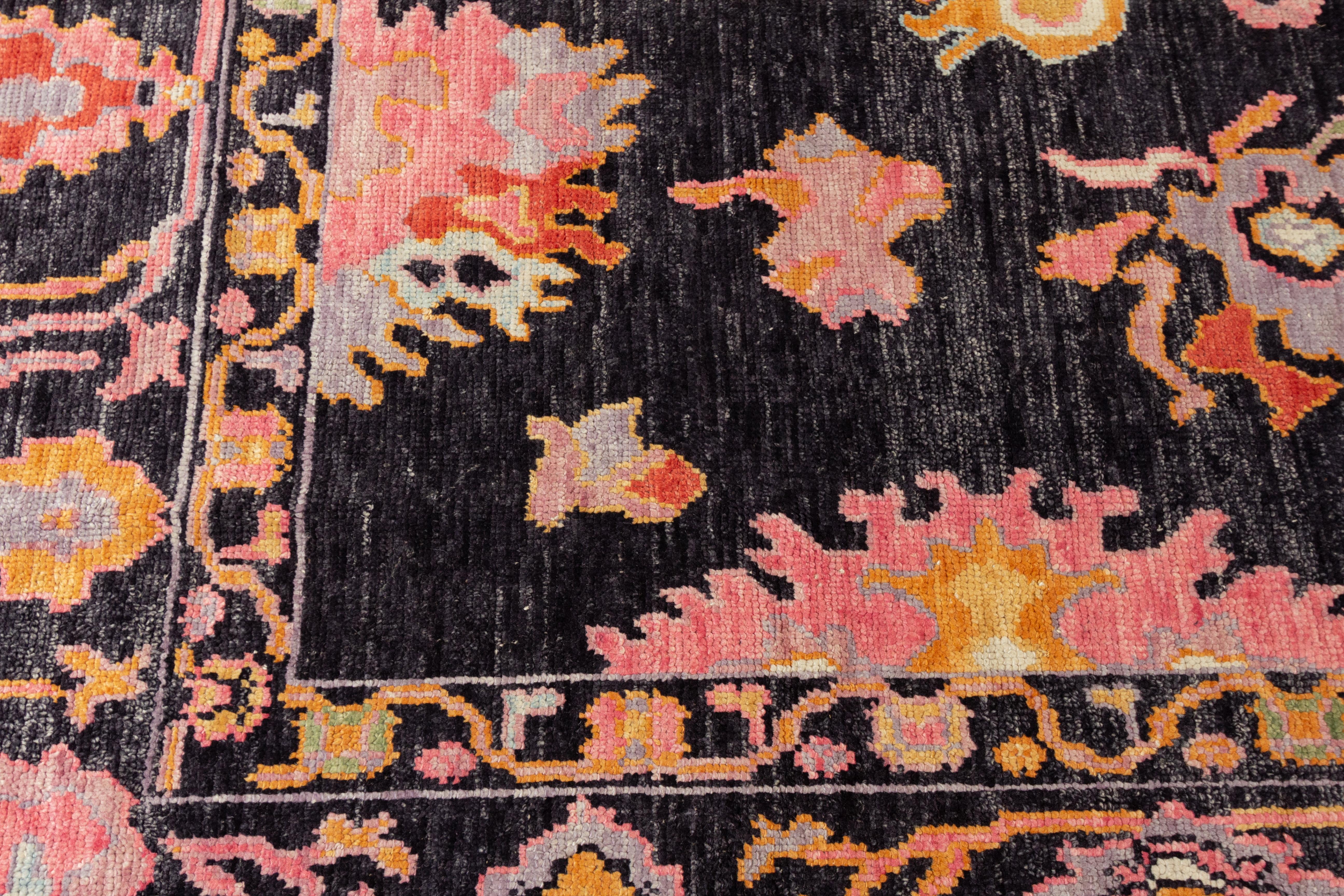 Contemporary Handmade Turkish Oushak Floral Wool Rug Featuring Charcoal Shades For Sale 2