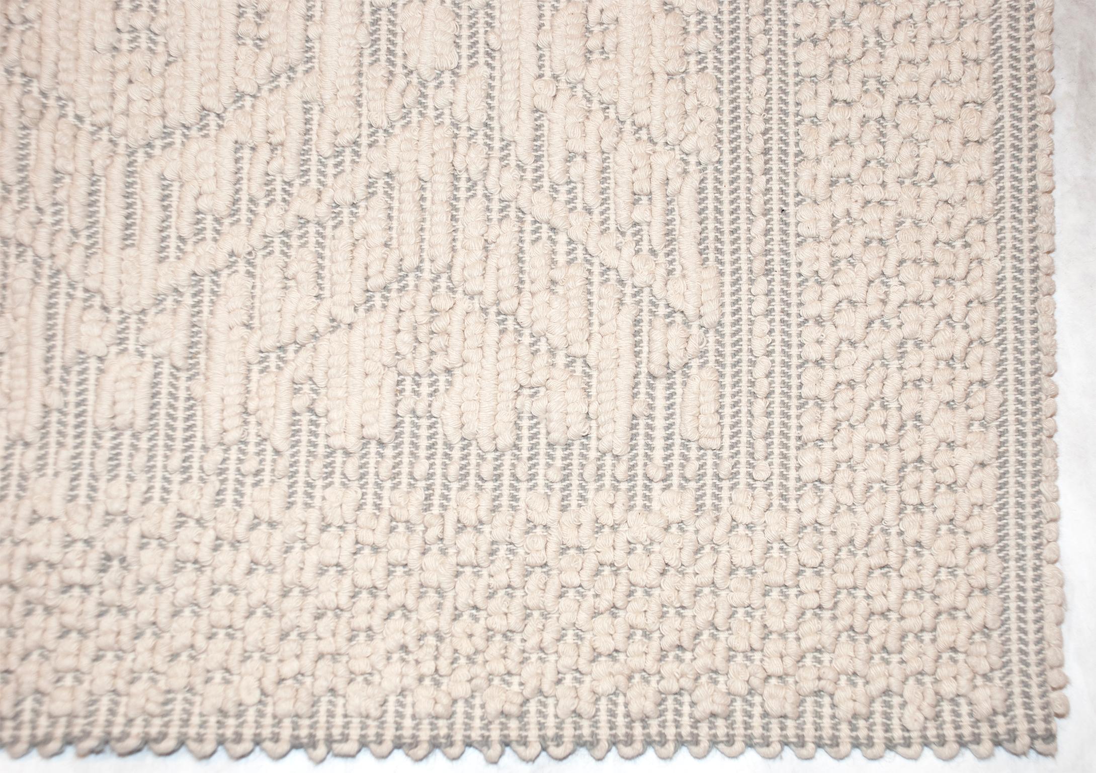 Contemporary Handwoven Sardinian Carpet (Handgewebt) im Angebot