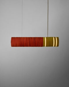 Lámpara colgante contemporánea de fieltro, Sarah Coleman en Stackabl, Canadá, 2022