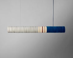 Lámpara colgante contemporánea de fieltro, Sarah Coleman en Stackabl, Canadá, 2022