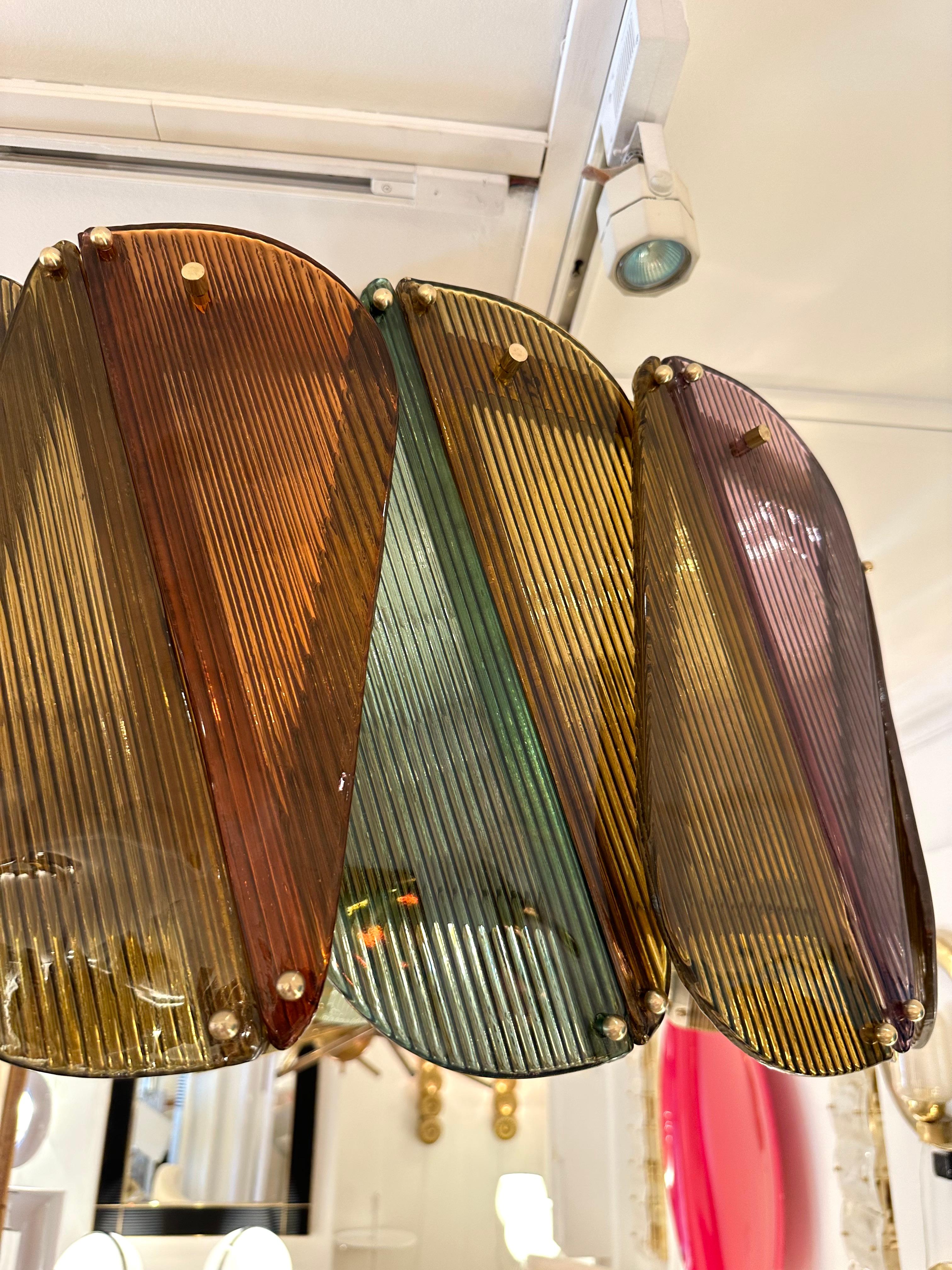 Contemporary Harlequin Chandelier Brass and Murano Glass , Italy 3