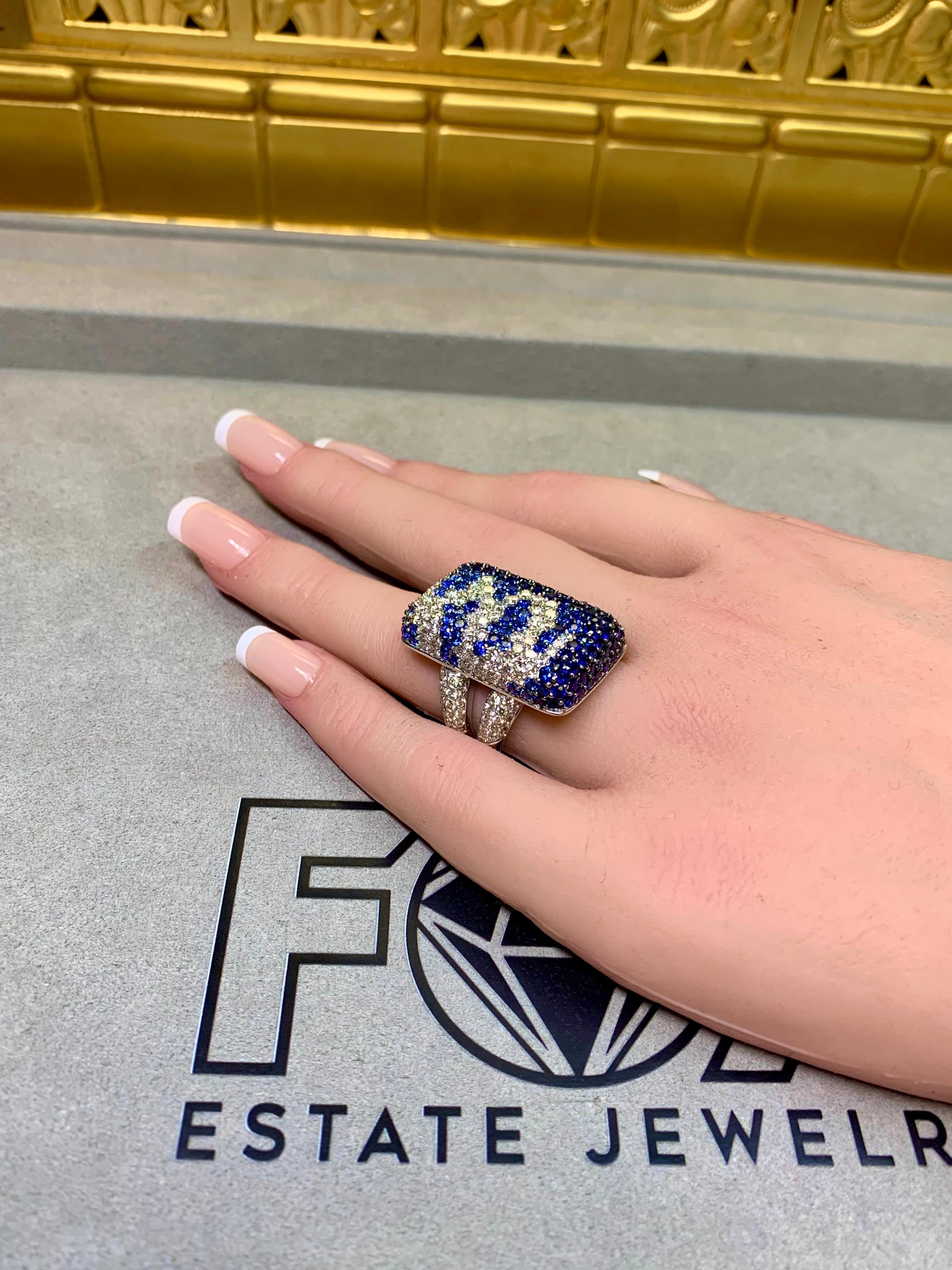 Contemporary Heavy 18K Pavé Diamond Sapphire Rectangular Cushion Cocktail Ring For Sale 7