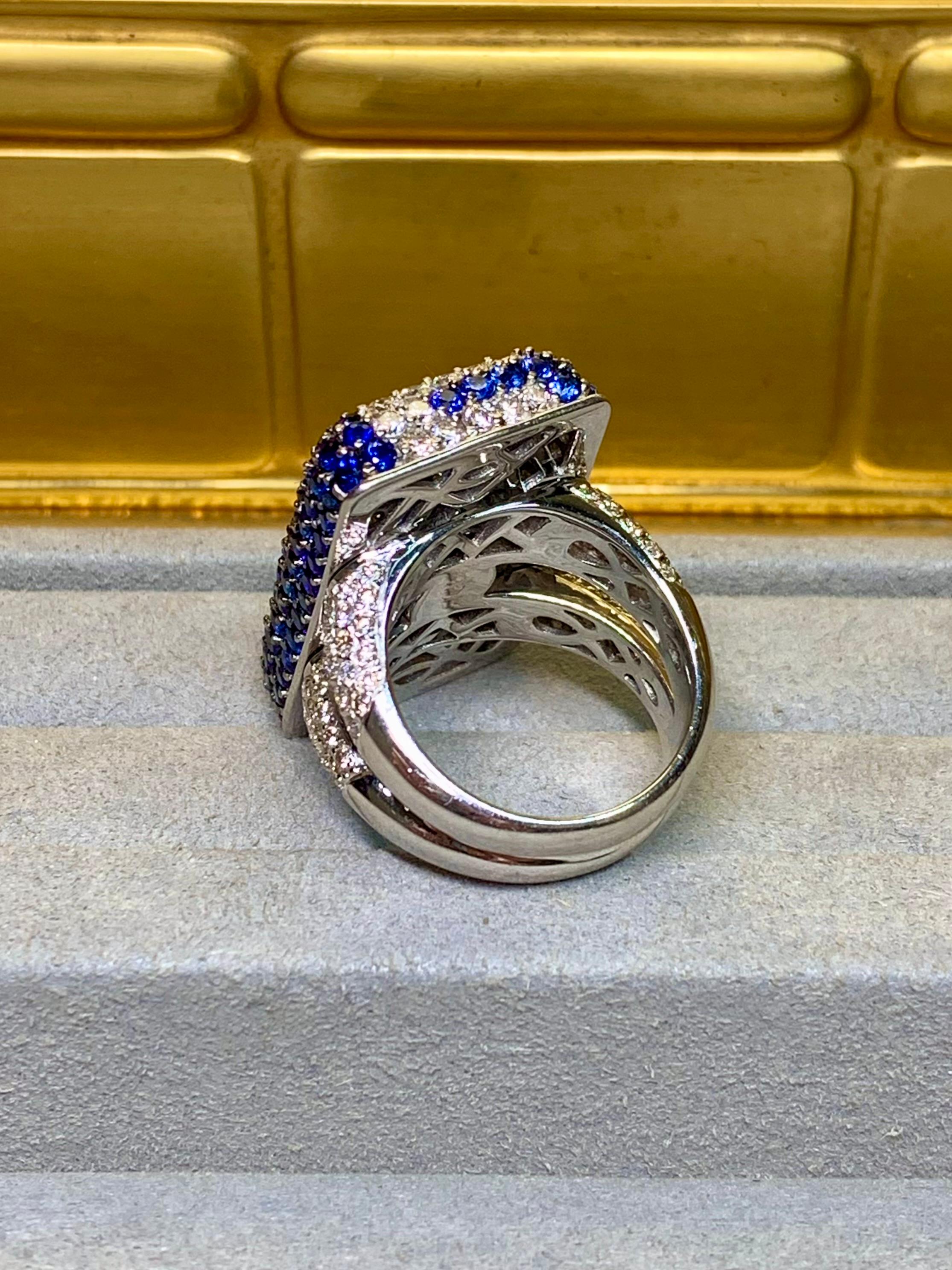 Women's or Men's Contemporary Heavy 18K Pavé Diamond Sapphire Rectangular Cushion Cocktail Ring For Sale