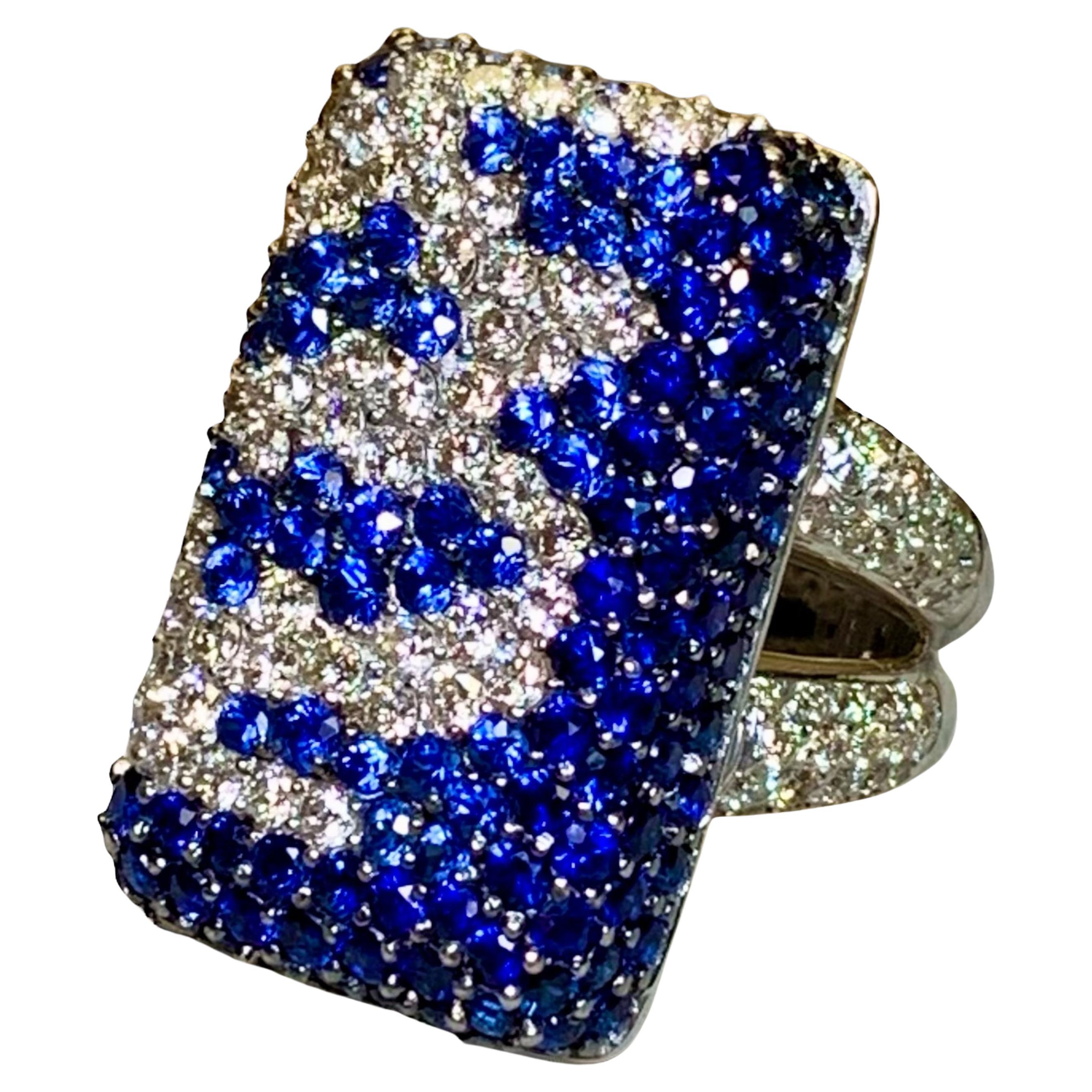 Contemporary Heavy 18K Pavé Diamond Sapphire Rectangular Cushion Cocktail Ring For Sale