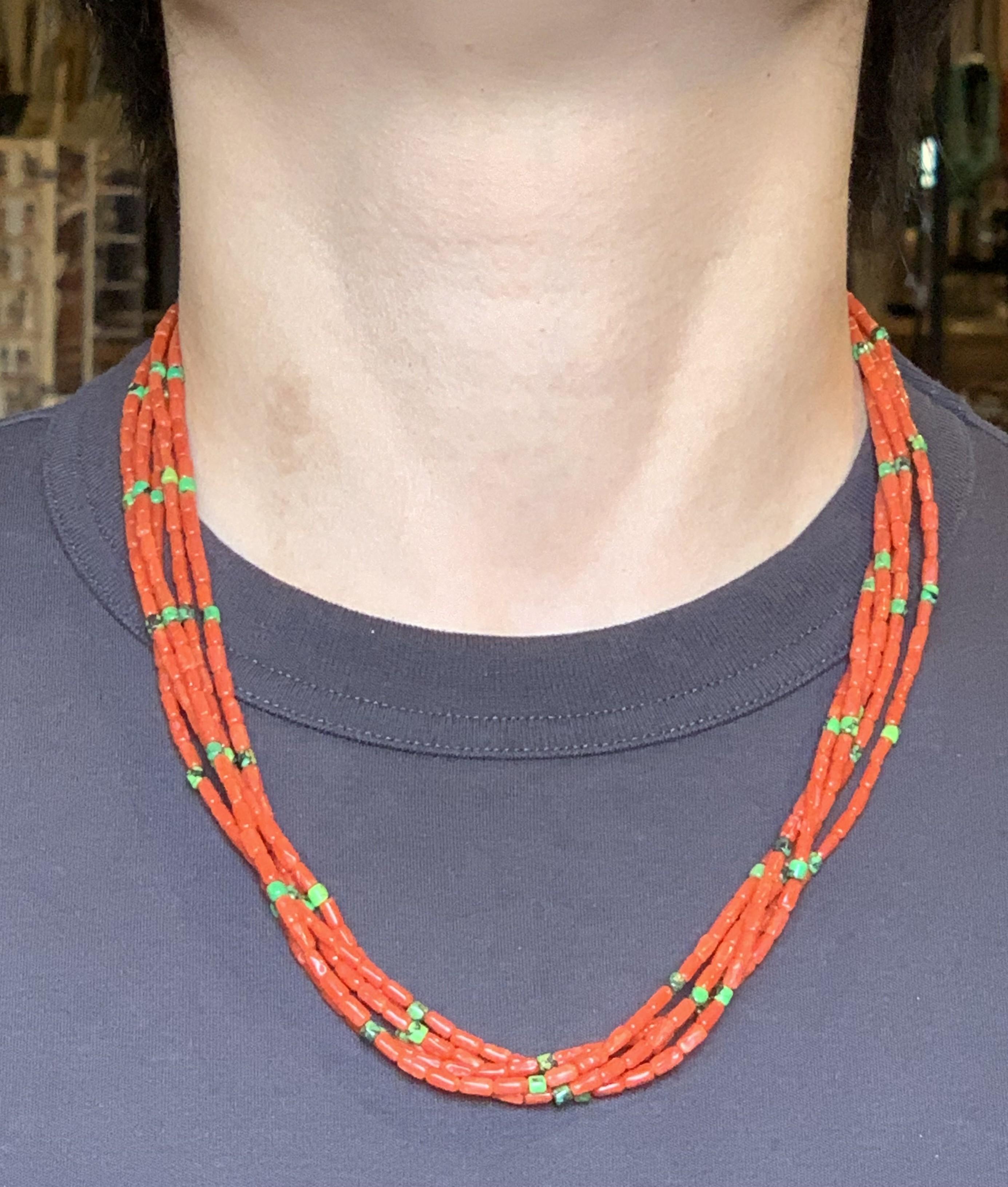Native American 5-Strand Mittelmeer Korallen Perlenkette im Angebot 13