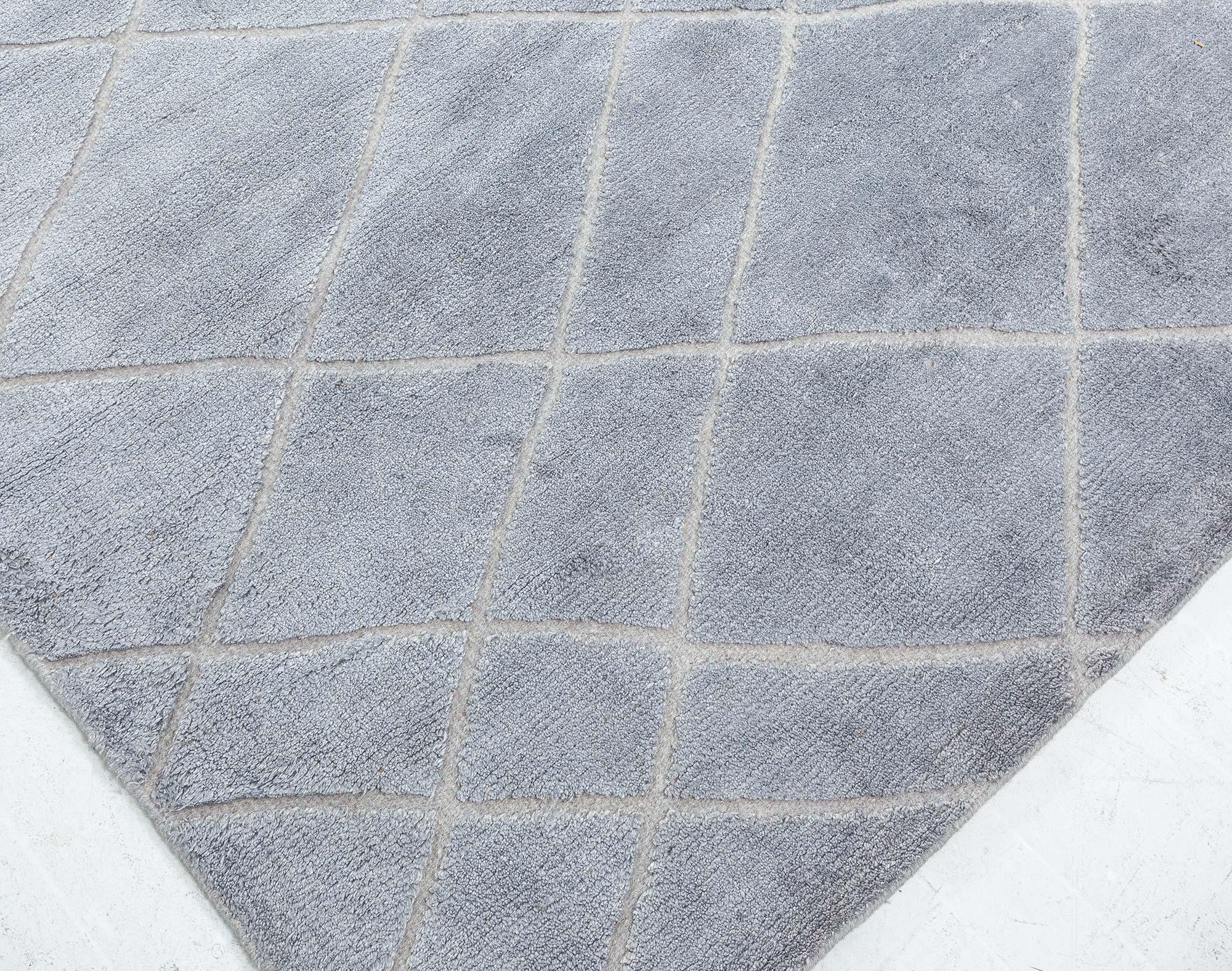 Alfombra Contemporánea Diamante Gris Alta y Baja de Doris Leslie Blau Anudado a mano en venta