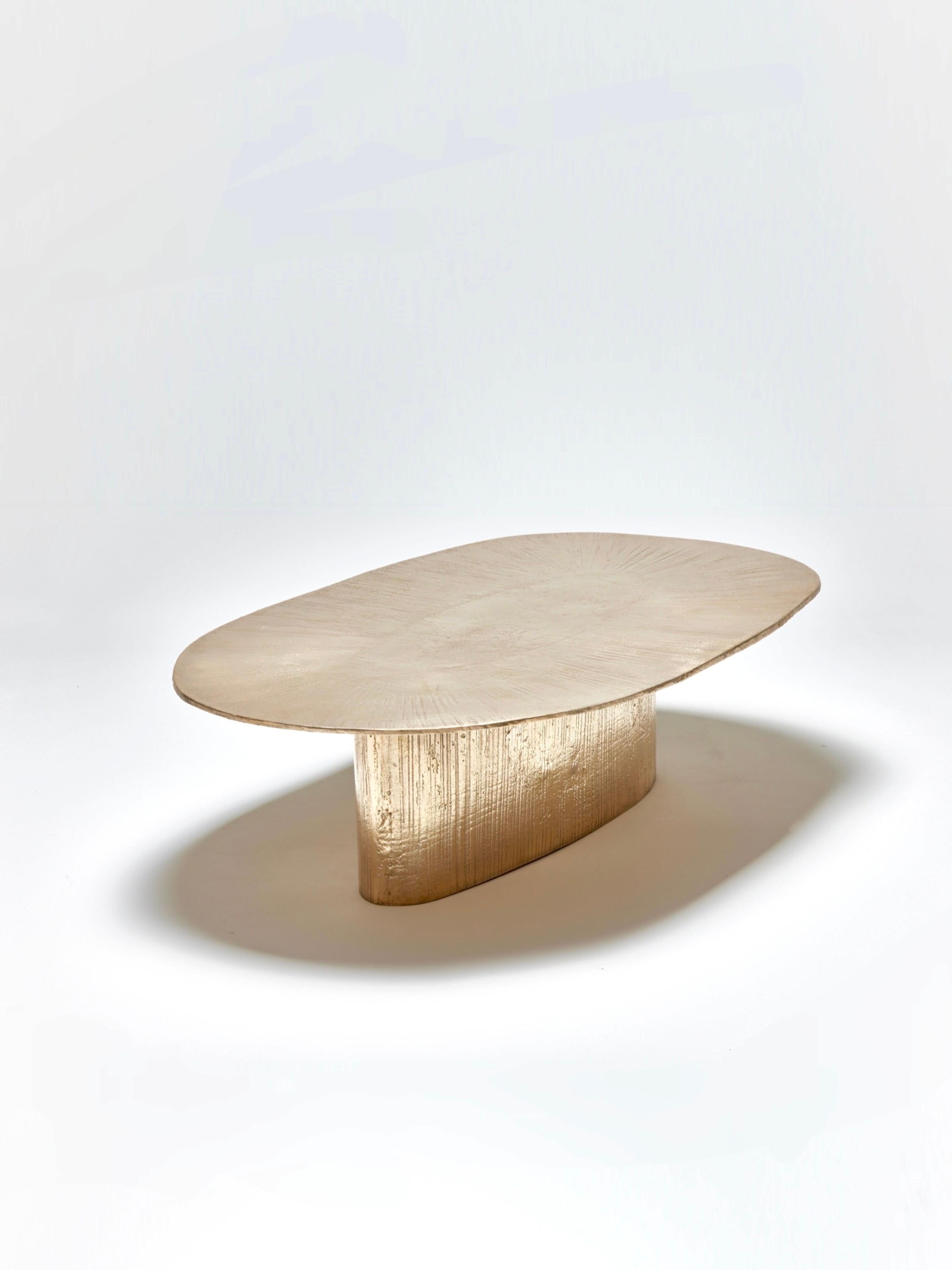 Hand-Crafted Contemporary High Polished Bronze Coffee Table by Colo Studio, France For Sale