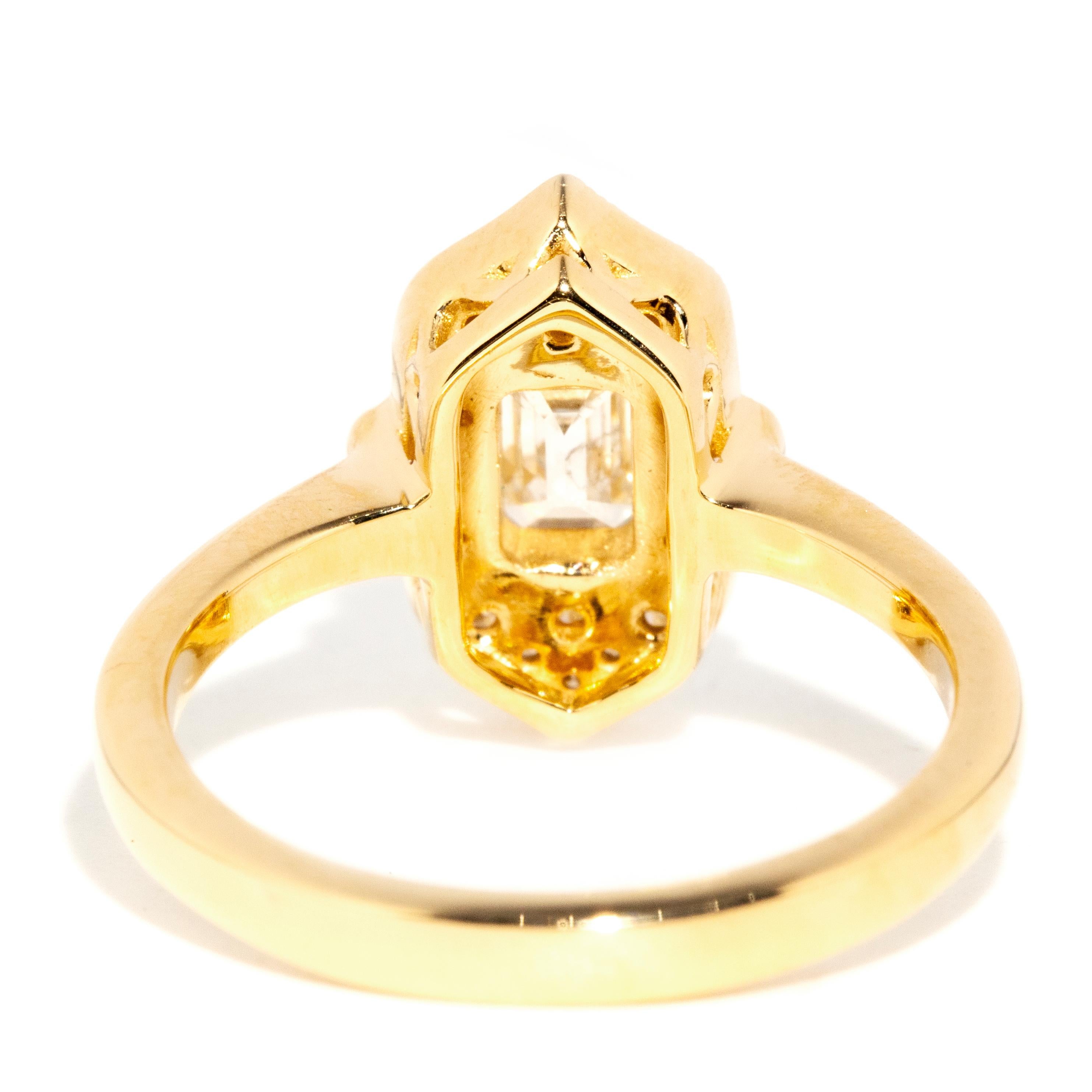 Contemporary HRD Certified 18 Carat Yellow Gold Emerald Cut Diamond Cluster Ring 5