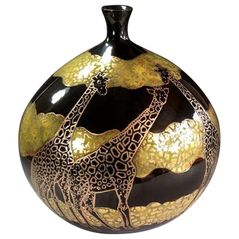 Contemporary Imari Black Gilded Decorative Porcelain Vase by Master Artist, 2018