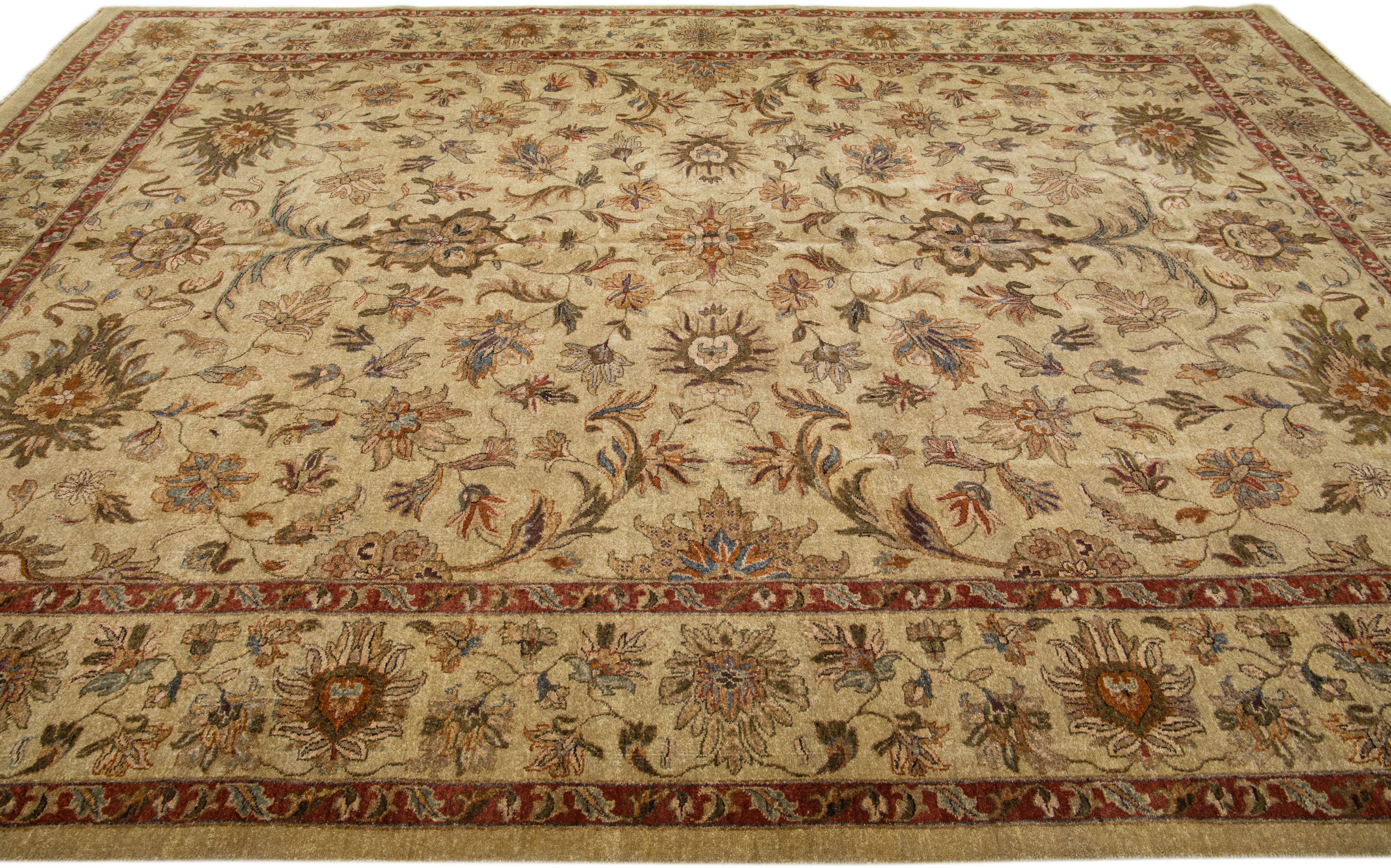 Contemporary Indian Handmade Floral Wool Rug In Tan Color In New Condition For Sale In Norwalk, CT
