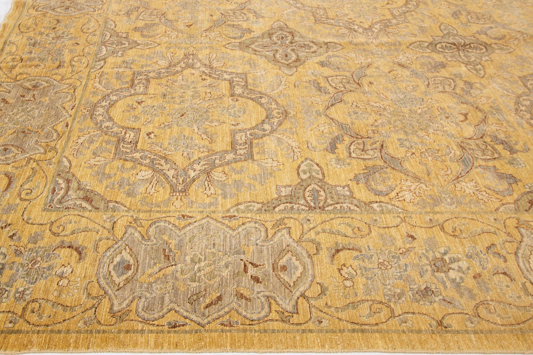 Zeitgenössischer indischer Teppich (Handgeknüpft) im Angebot