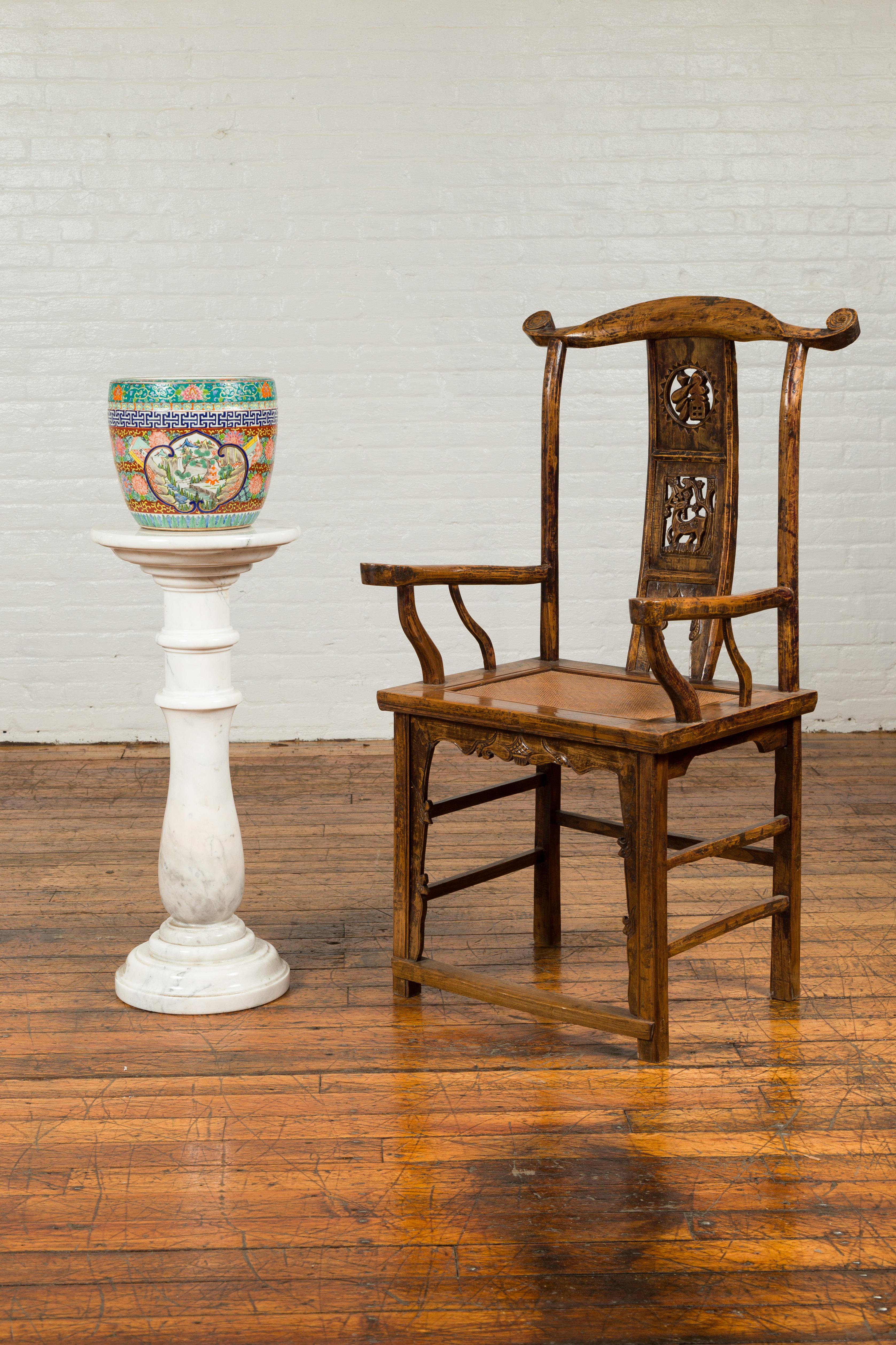 Contemporary Indian White Marble Pedestal with Baluster Base and Circular Top 8