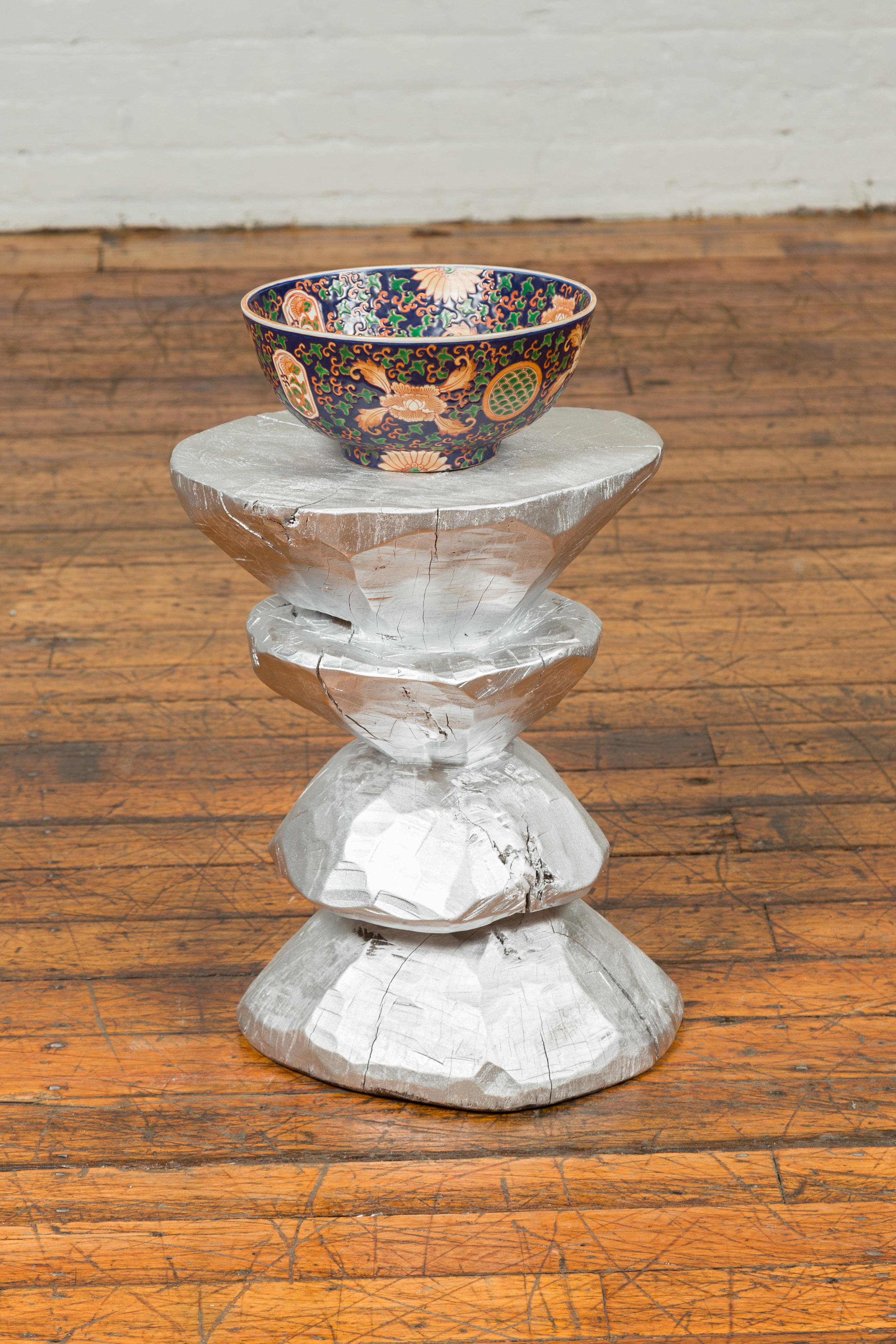 Contemporary Indonesian Silver-Colored Pedestal with Hourglass-Inspired Shape For Sale 5