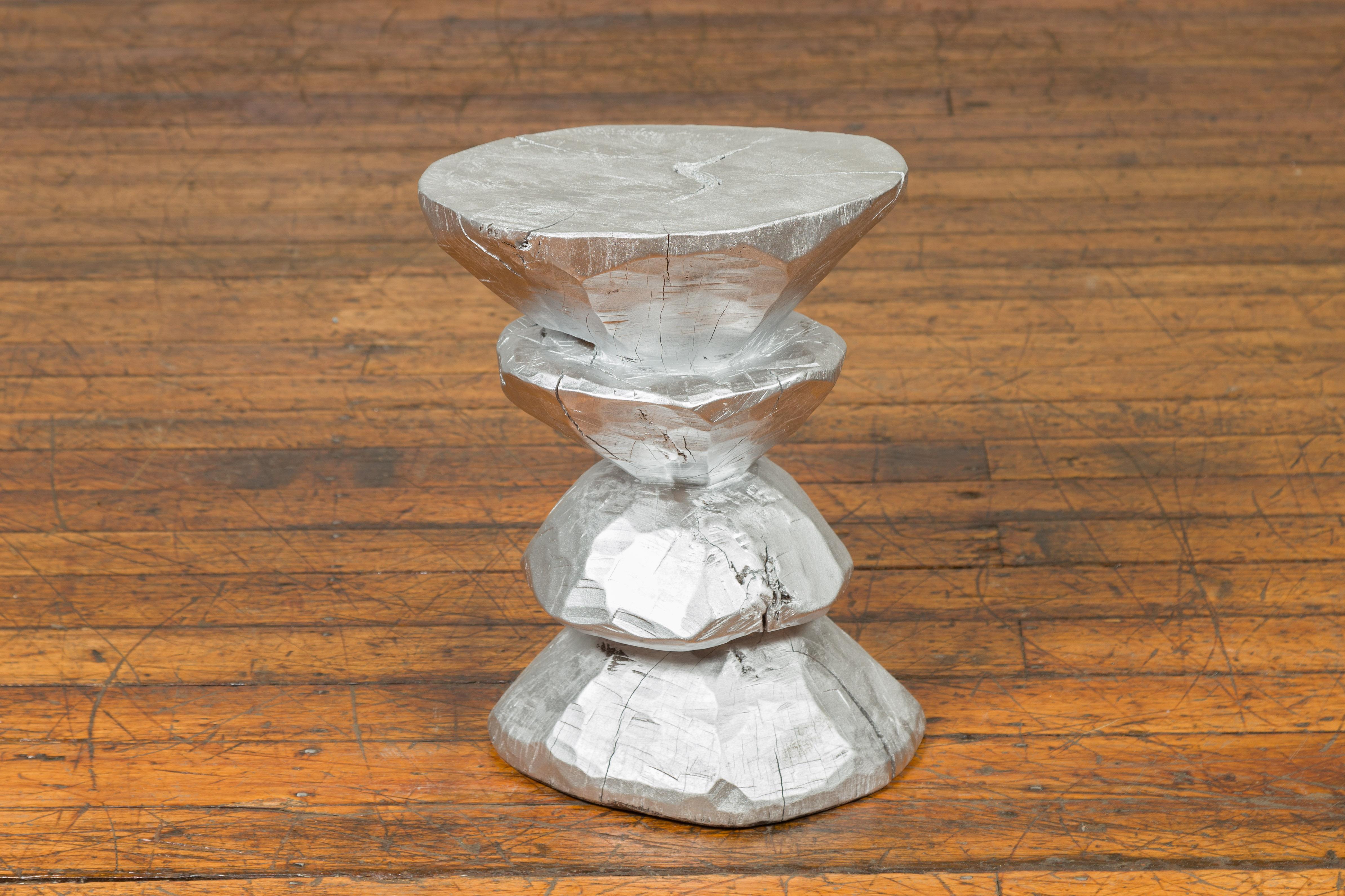 Contemporary Indonesian Silver-Colored Pedestal with Hourglass-Inspired Shape For Sale 4