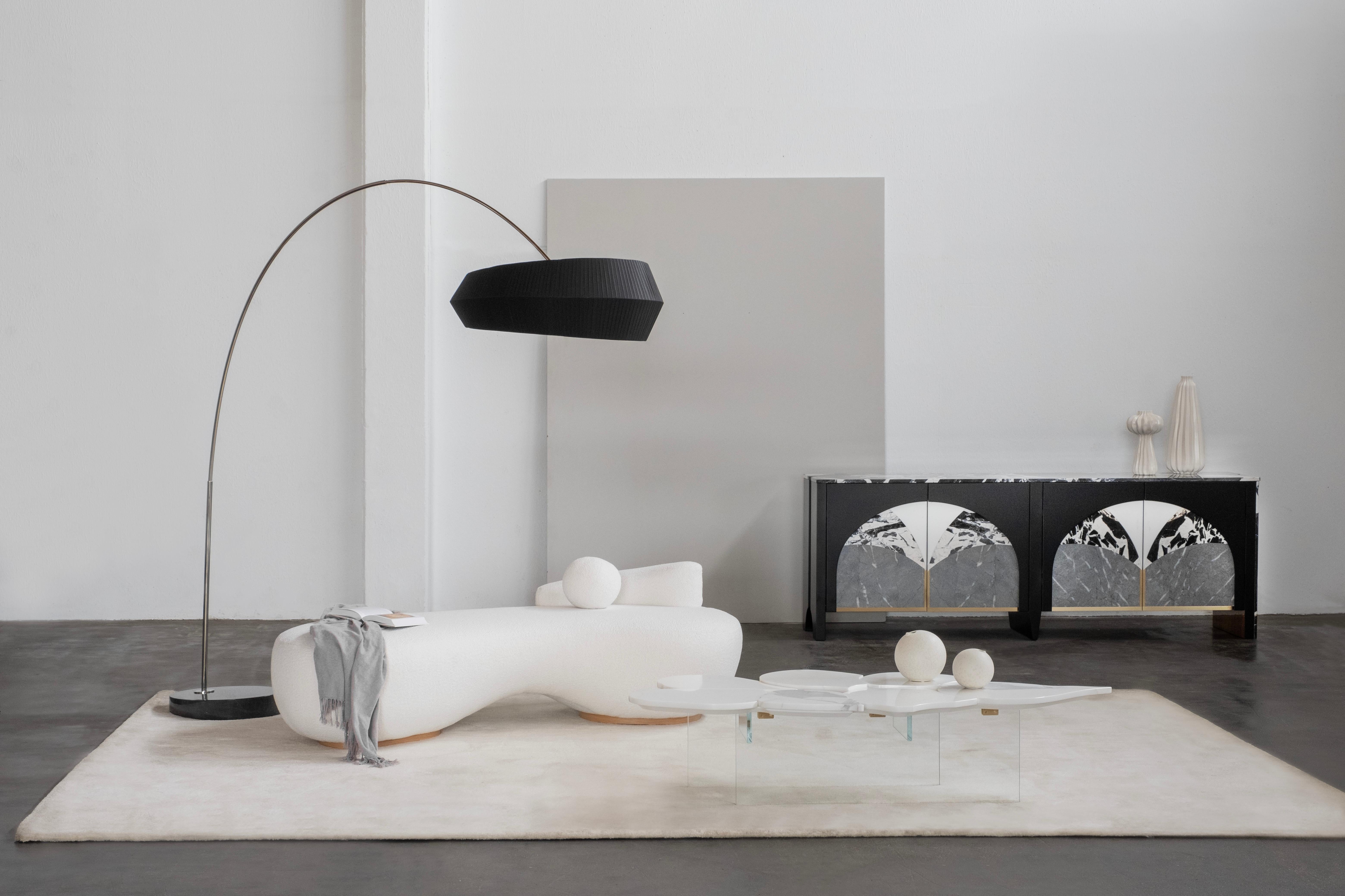 Table basse contemporaine Infinity en marbre Calacatta fait main par Greenapple en vente 7