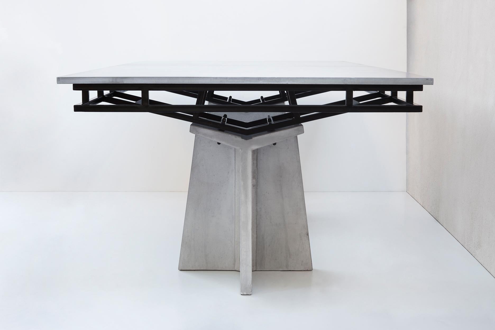 Italian Contemporary Infra-Struttura Table in Concrete and Steel For Sale