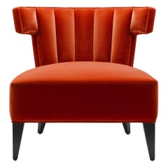 Silla contemporánea Isabella de terciopelo rojo con patas de nogal