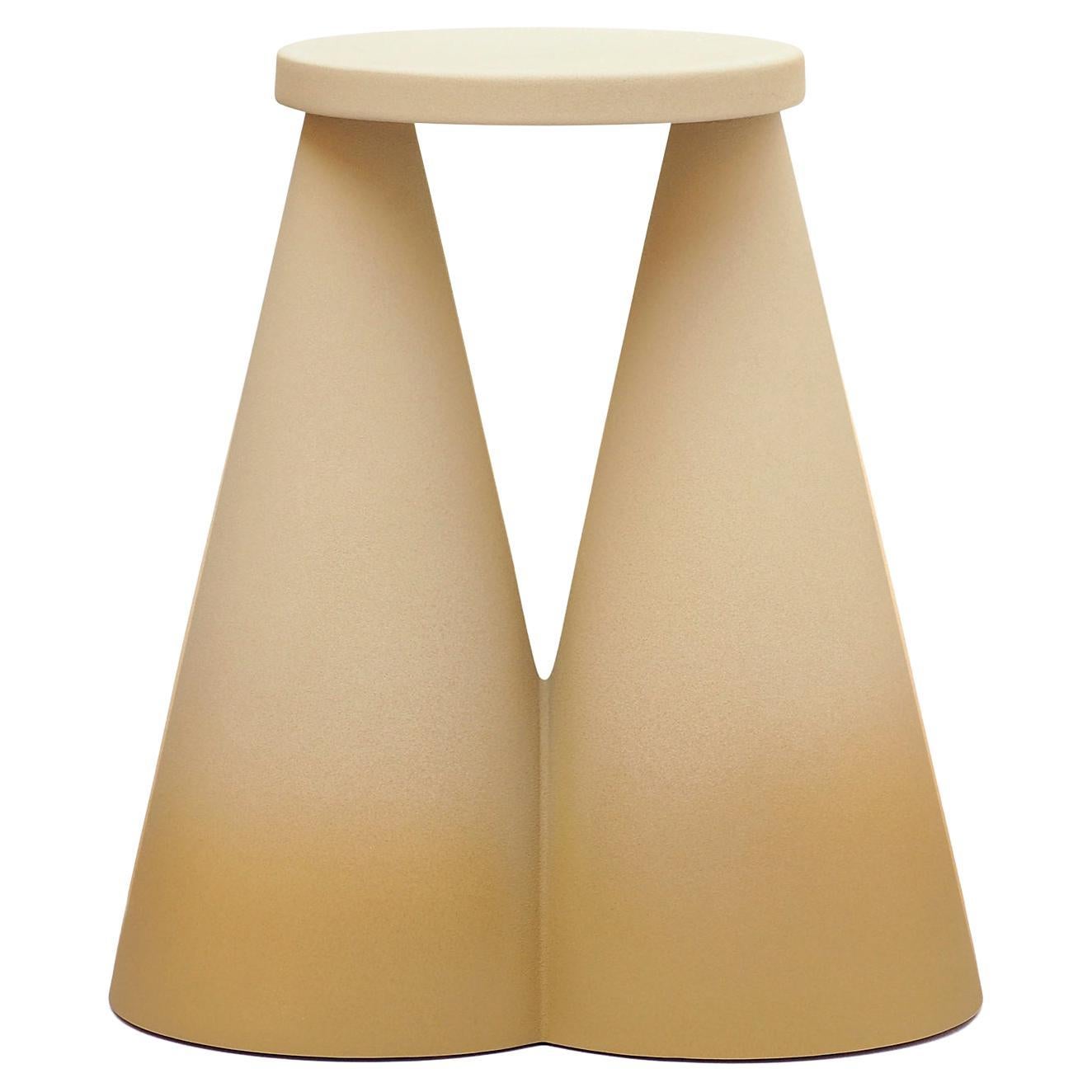 Contemporary Isola Honey Coffee Table in Ceramic