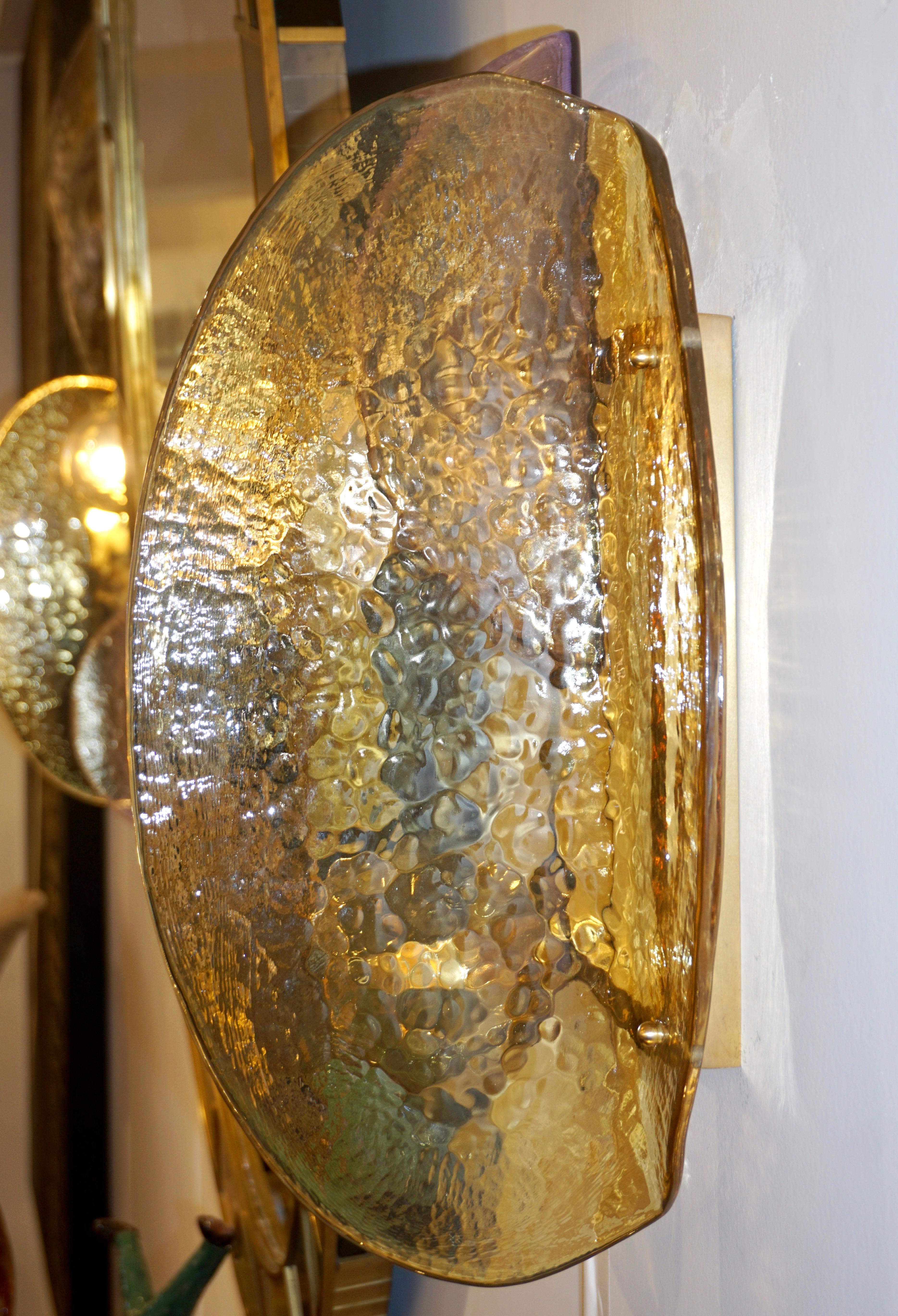 Lámpara italiana contemporánea de latón dorado con cristal de Murano amatista y ámbar - A en venta 3