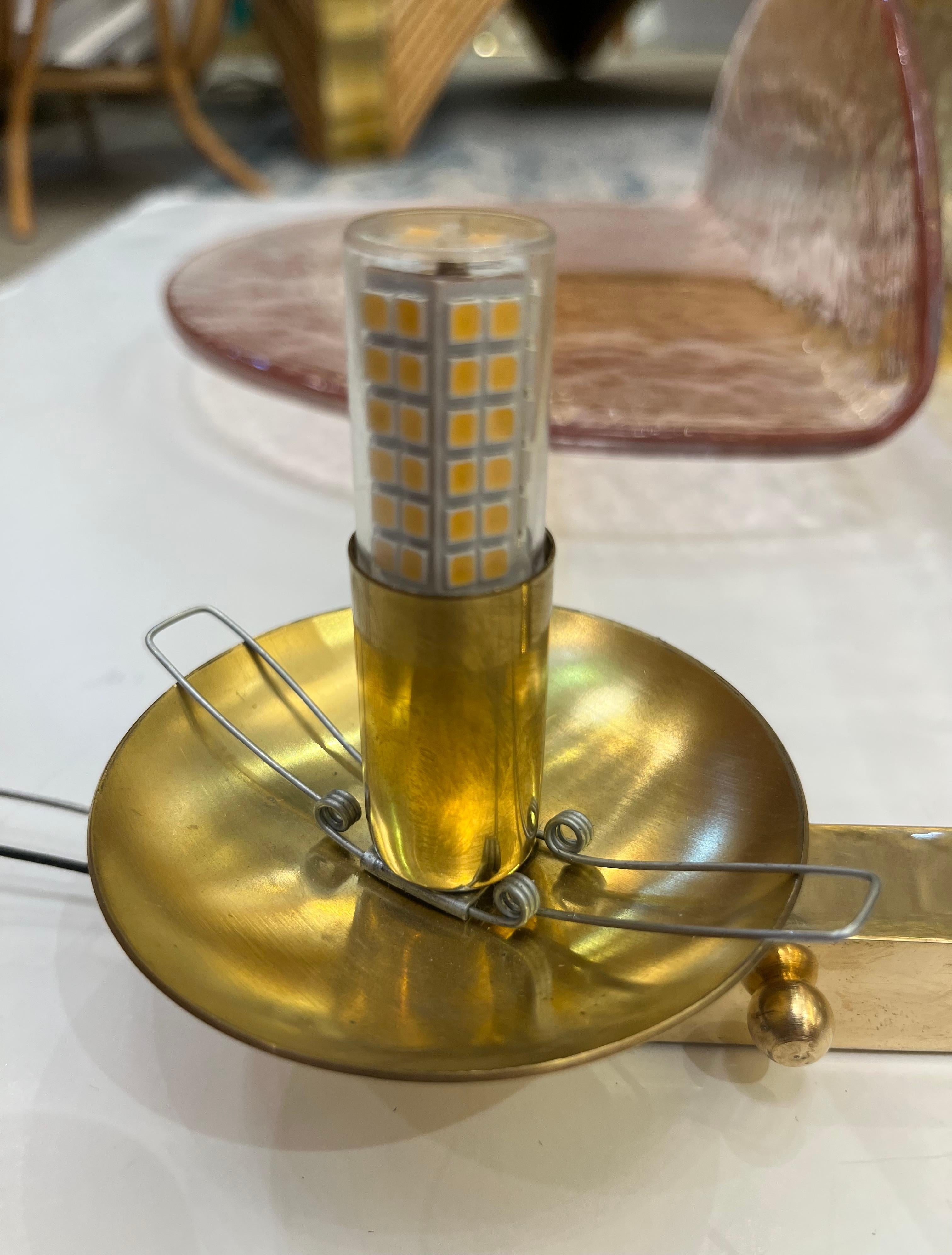 Lámpara italiana contemporánea de latón dorado con cristal de Murano amatista y ámbar - A en venta 1