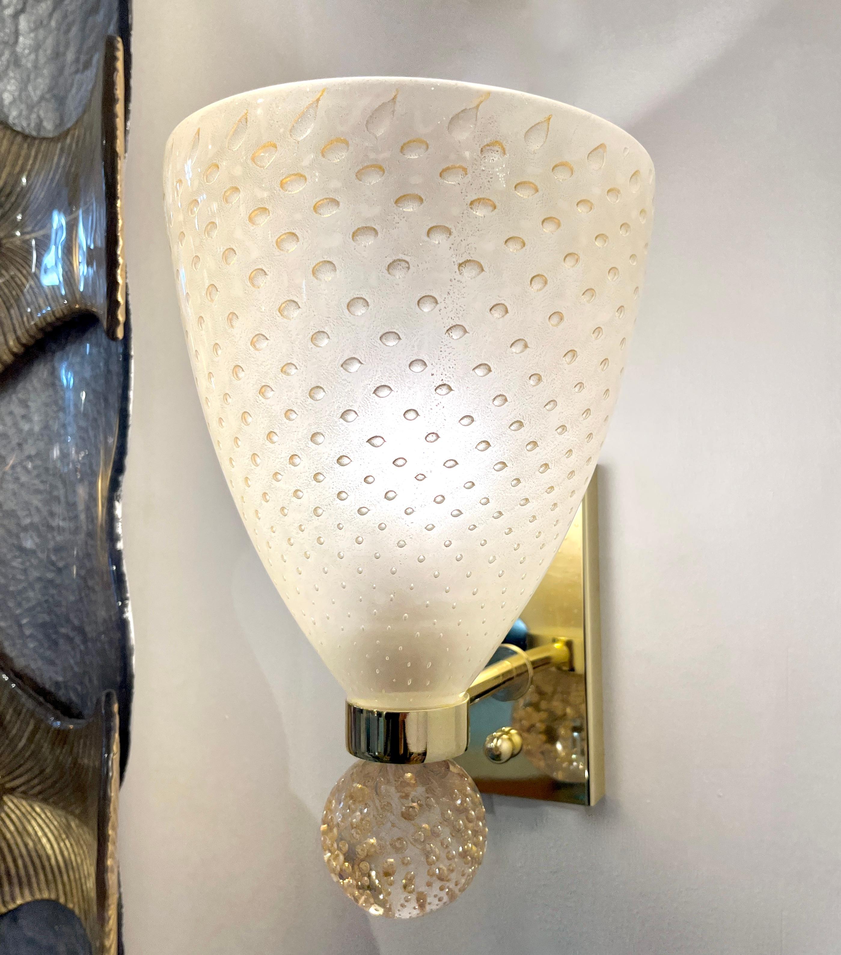 Contemporary Italian Art Deco Design Crystal Gold Frosted Murano Glass Sconces For Sale 5
