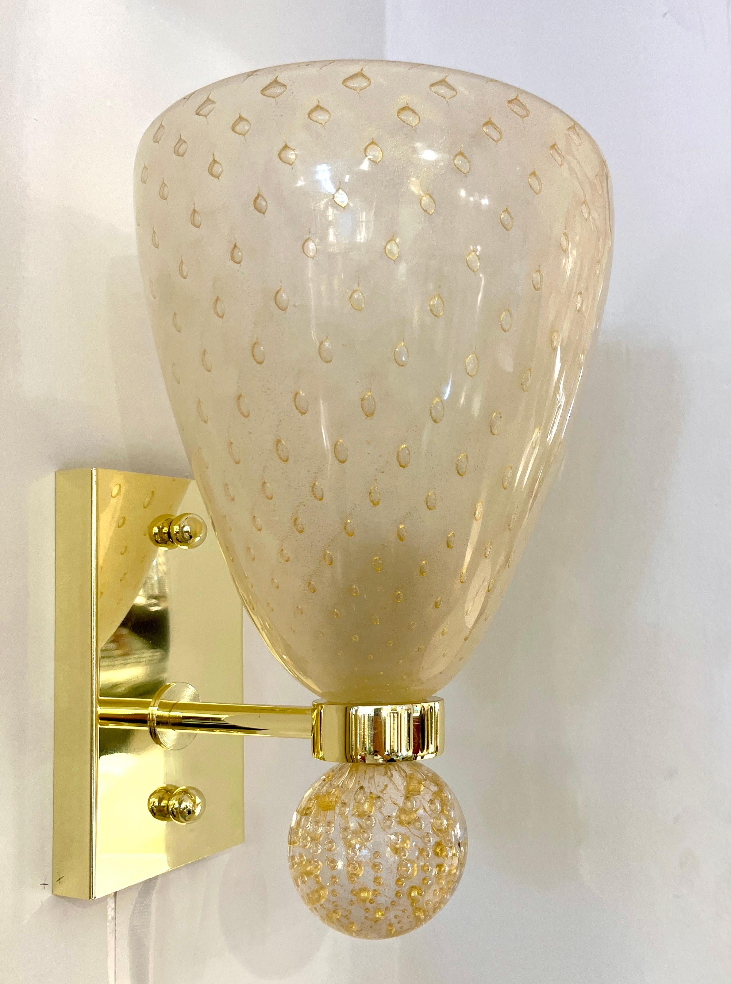 Contemporary Italian Art Deco Design Crystal Gold Frosted Murano Glass Sconces In New Condition For Sale In New York, NY