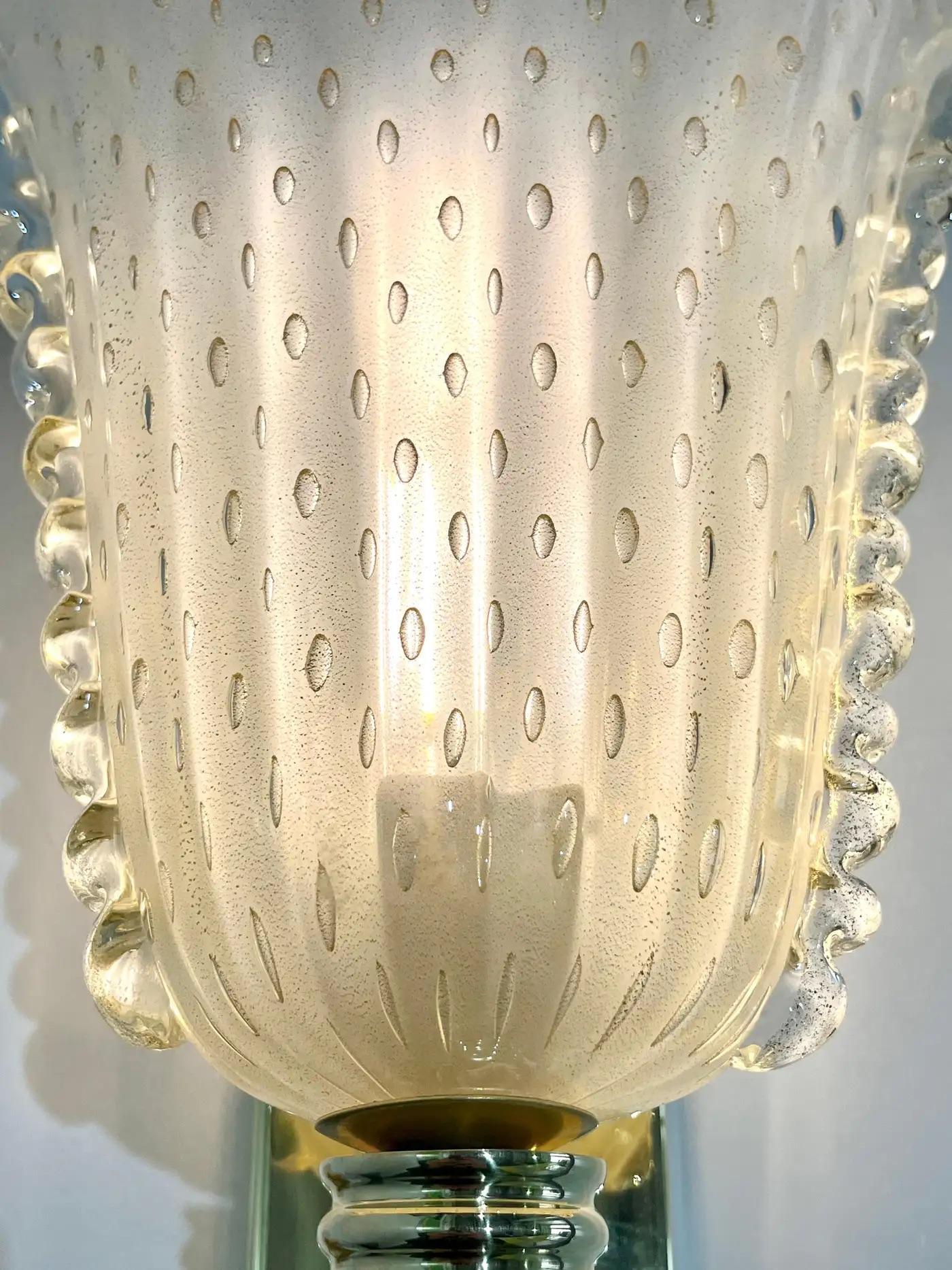 Apliques de cristal de Murano esmerilado en pan de oro de diseño Art Decó italiano contemporáneo Moderno de mediados de siglo en venta