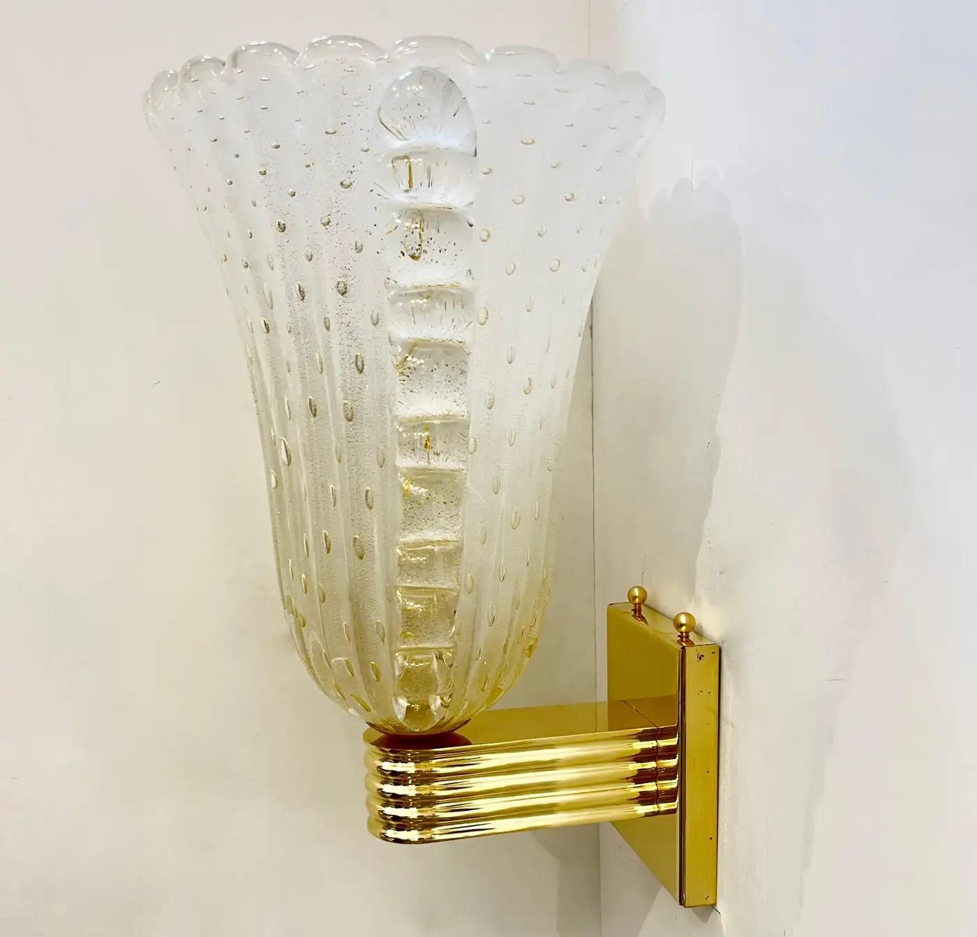 Apliques de cristal de Murano esmerilado en pan de oro de diseño Art Decó italiano contemporáneo Escarchado en venta