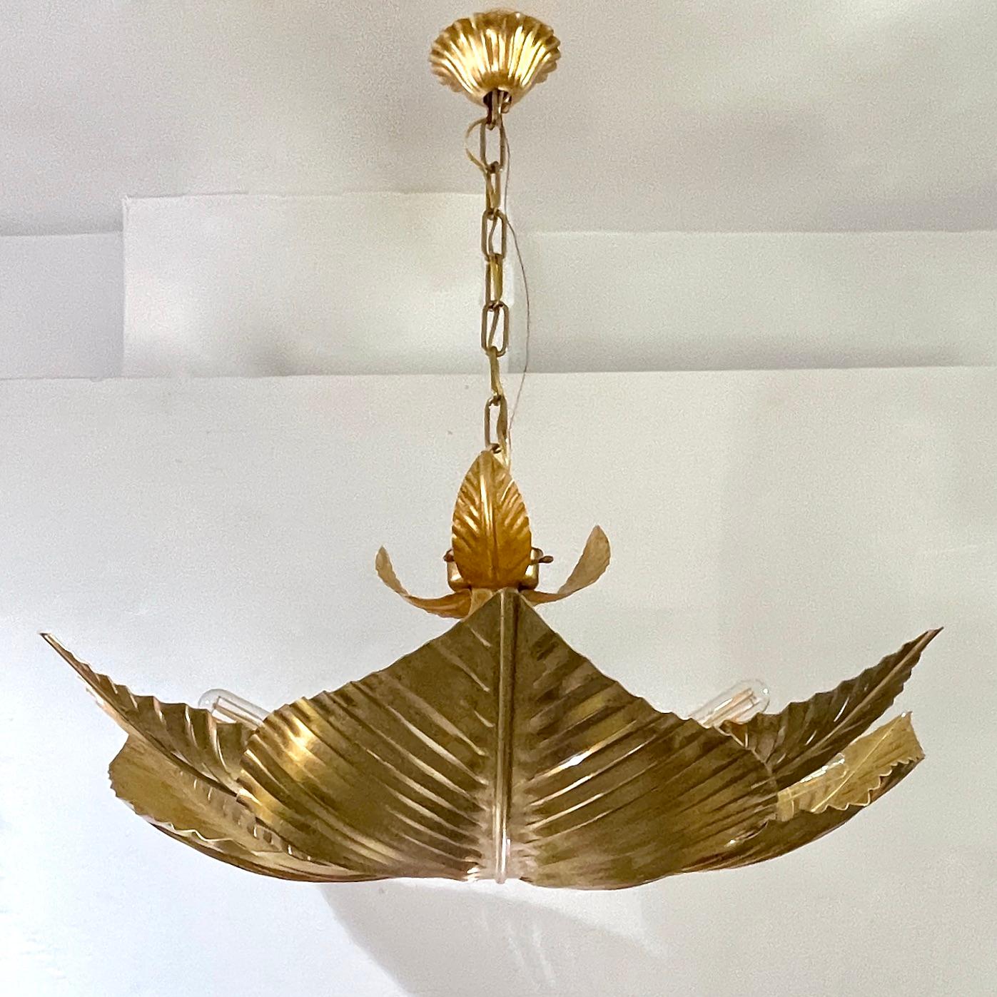 Contemporary Italian Art Deco Design Hand Made Gold Metal Tiered Leaf Chandelier For Sale 8