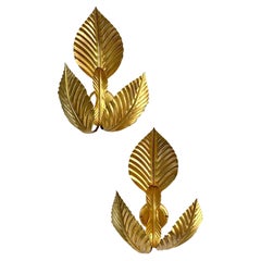 Contemporary Italian Art Deco Design Pair of Hand Made Gold Metal 3-Leaf Sconces