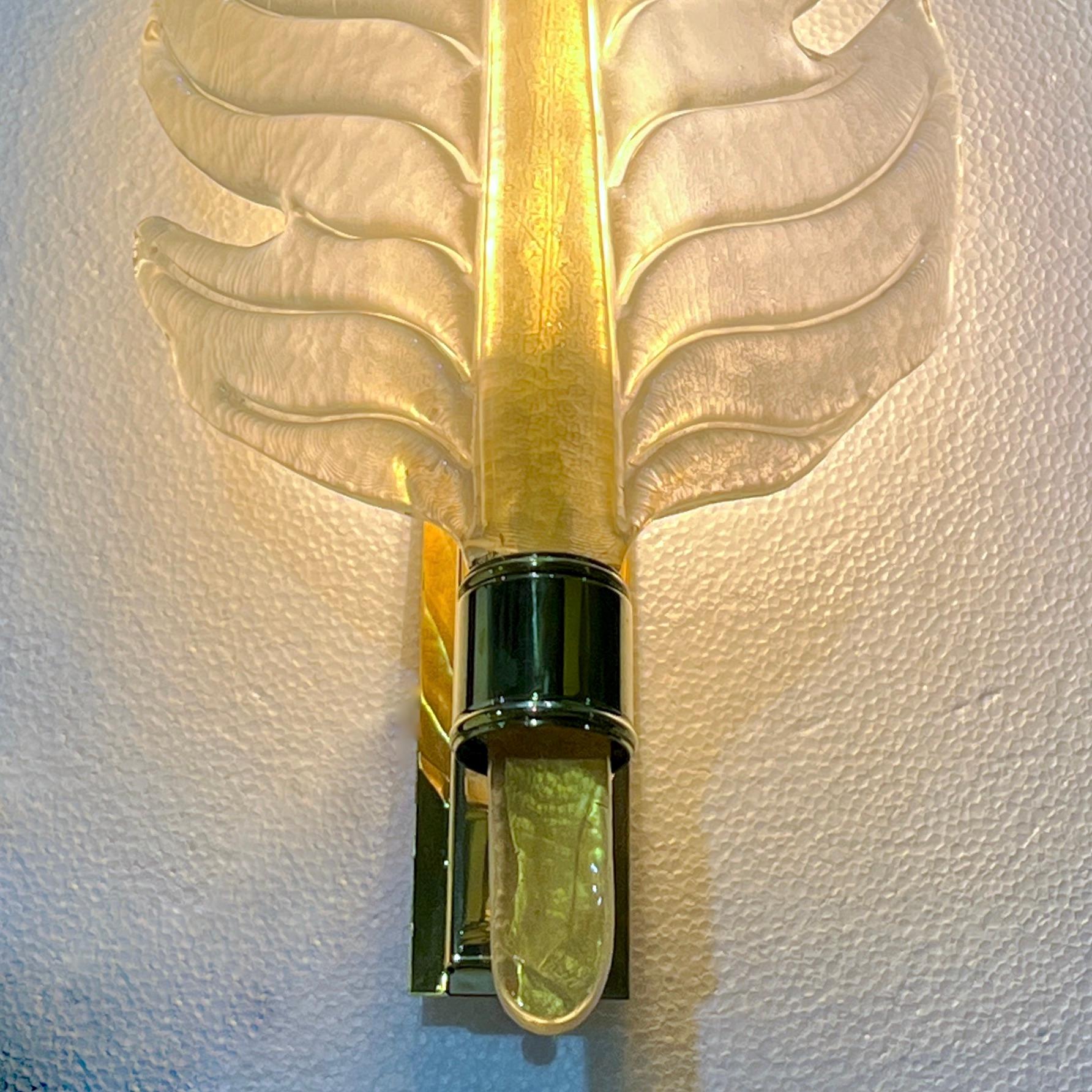 Contemporary Italian Art Deco Pair of Amber Gold Murano Glass Brass Leaf Sconces For Sale 2