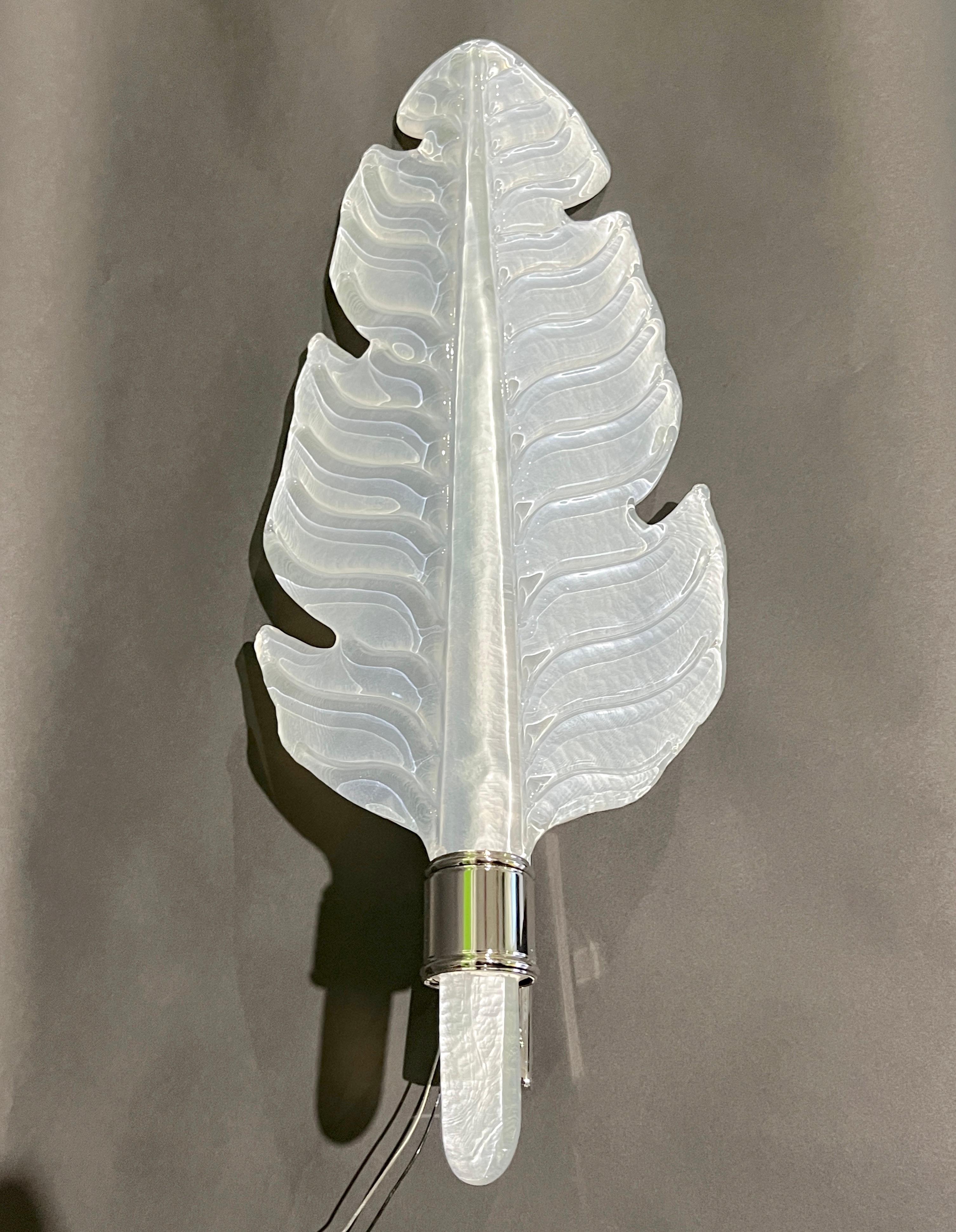 Hand-Crafted Contemporary Italian Art Deco Pair of White Murano Glass Nickel Leaf Sconces For Sale