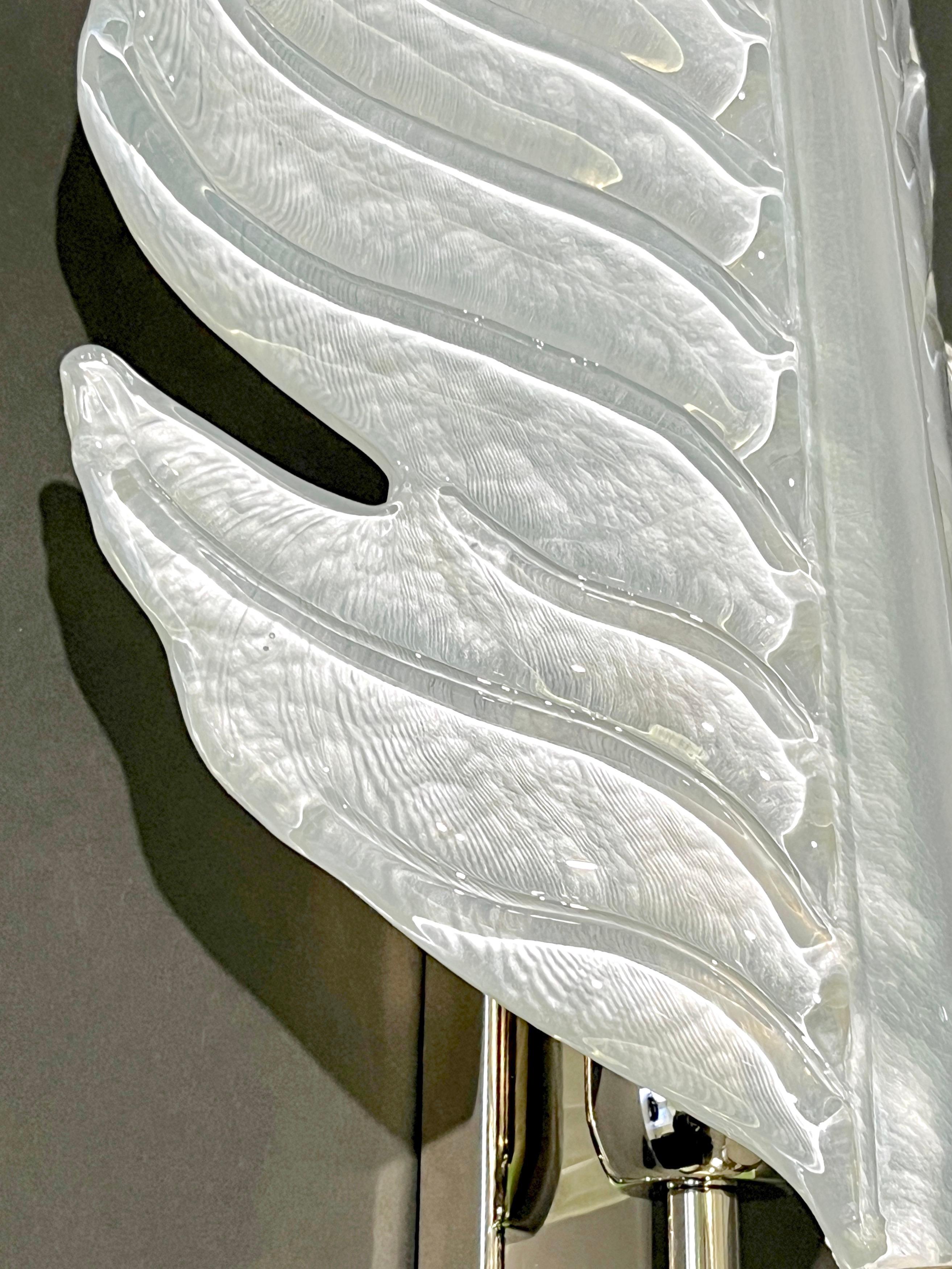 Contemporary Italian Art Deco Pair of White Murano Glass Nickel Leaf Sconces For Sale 3