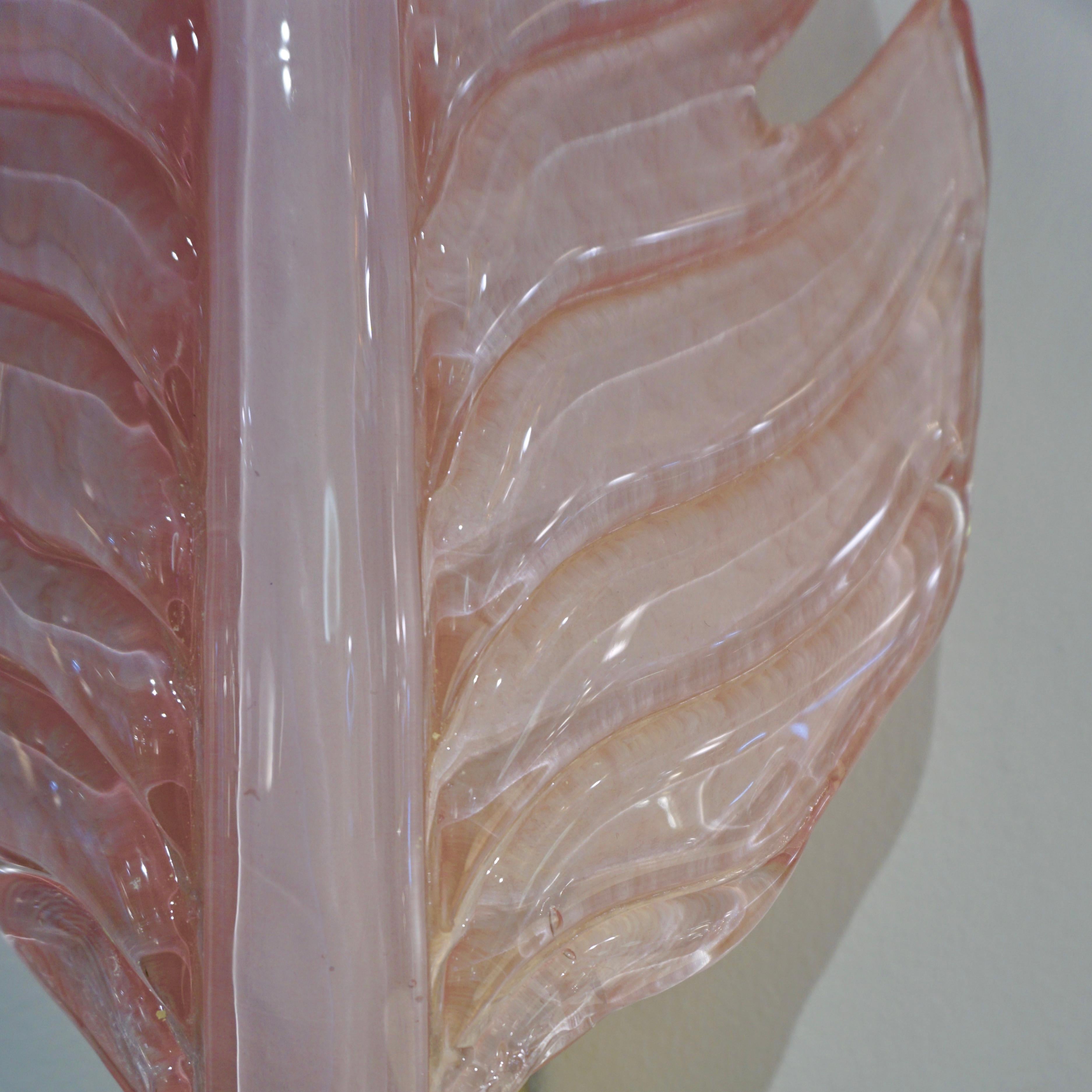 Contemporary Italian Art Deco Pink Murano Glass & Brass Feather Leaf Sconces For Sale 6