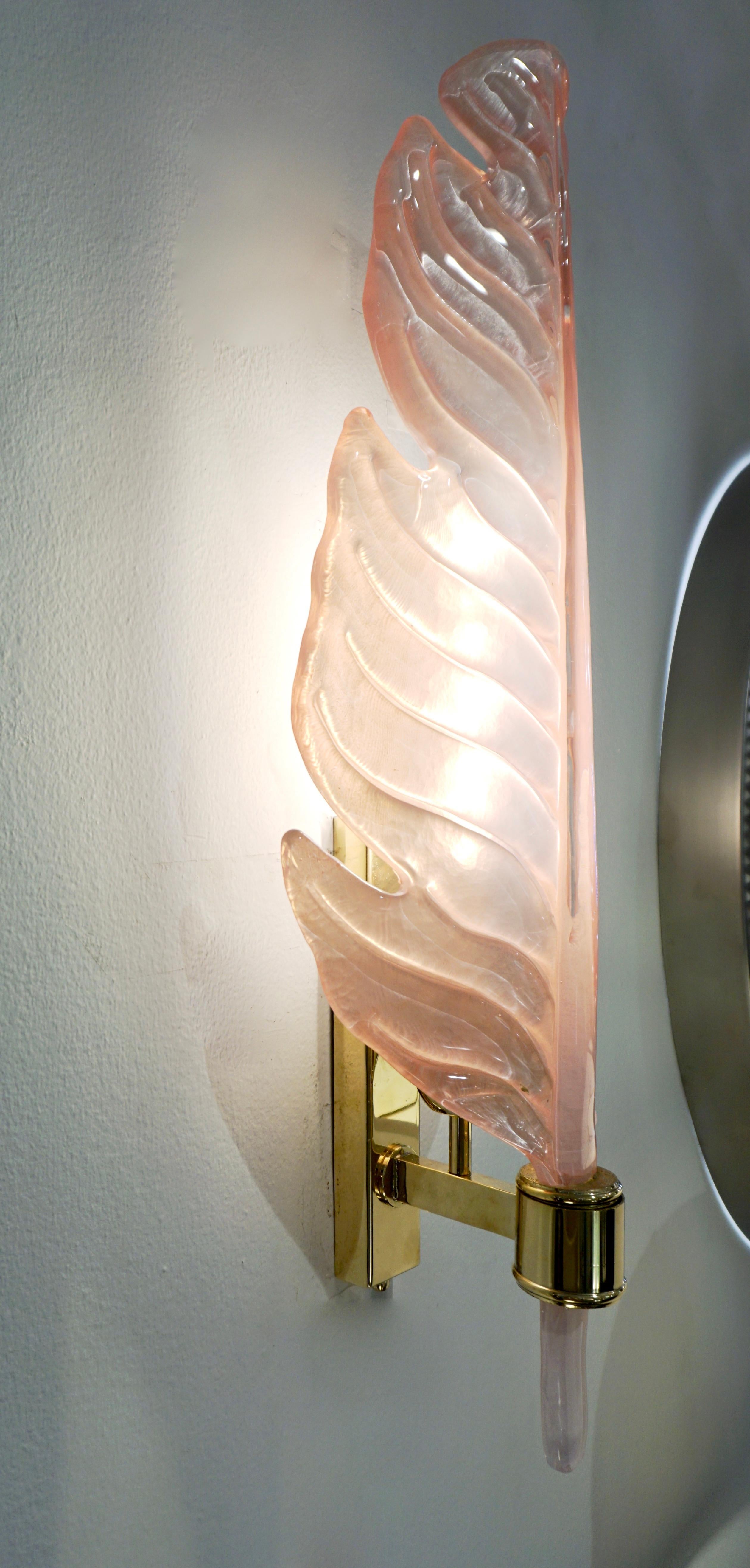 Contemporary Italian Art Deco Pink Murano Glass & Brass Feather Leaf Sconces For Sale 1