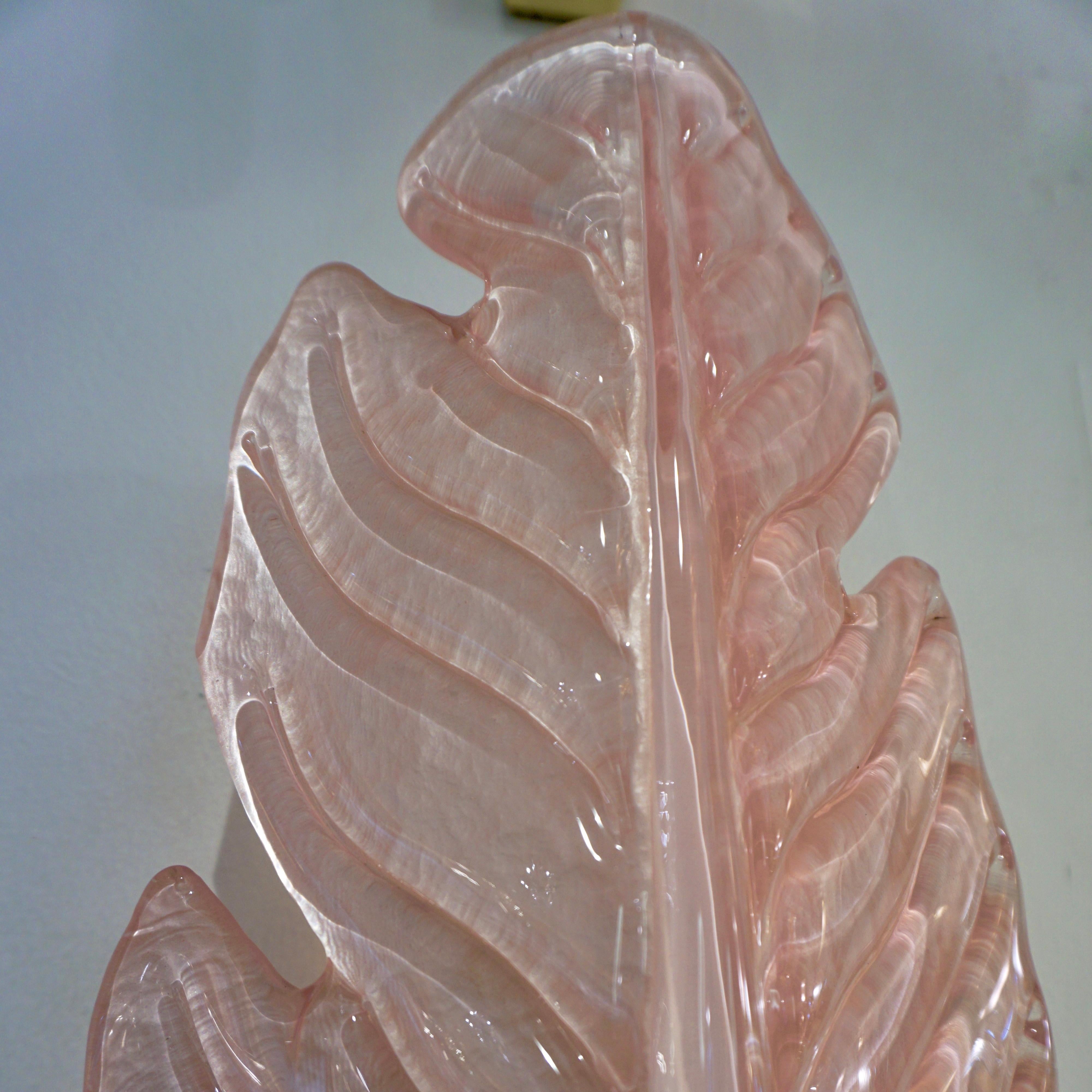 Contemporary Italian Art Deco Pink Murano Glass & Brass Feather Leaf Sconces For Sale 4