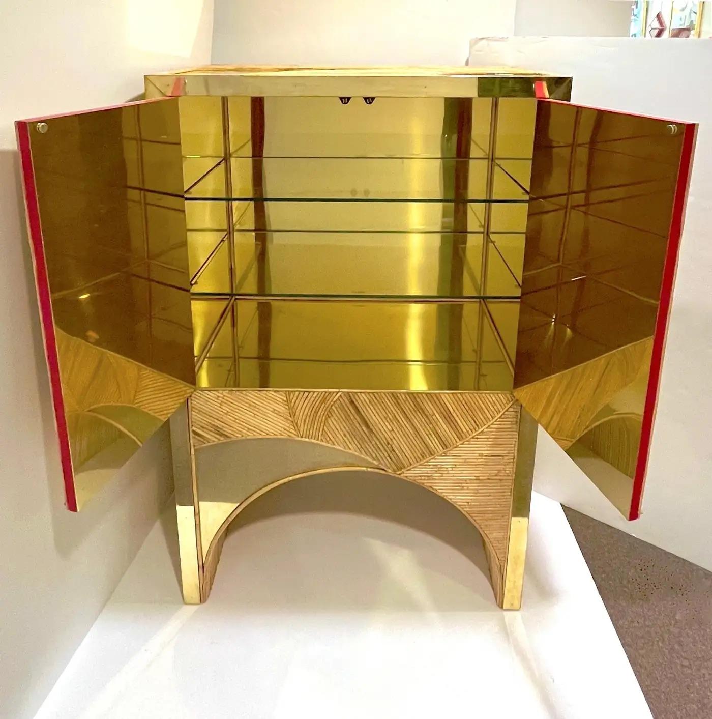 Contemporary Italian Bamboo Cabinet Bar with 2 Door 2 Glass Shelf Brass Details For Sale 8