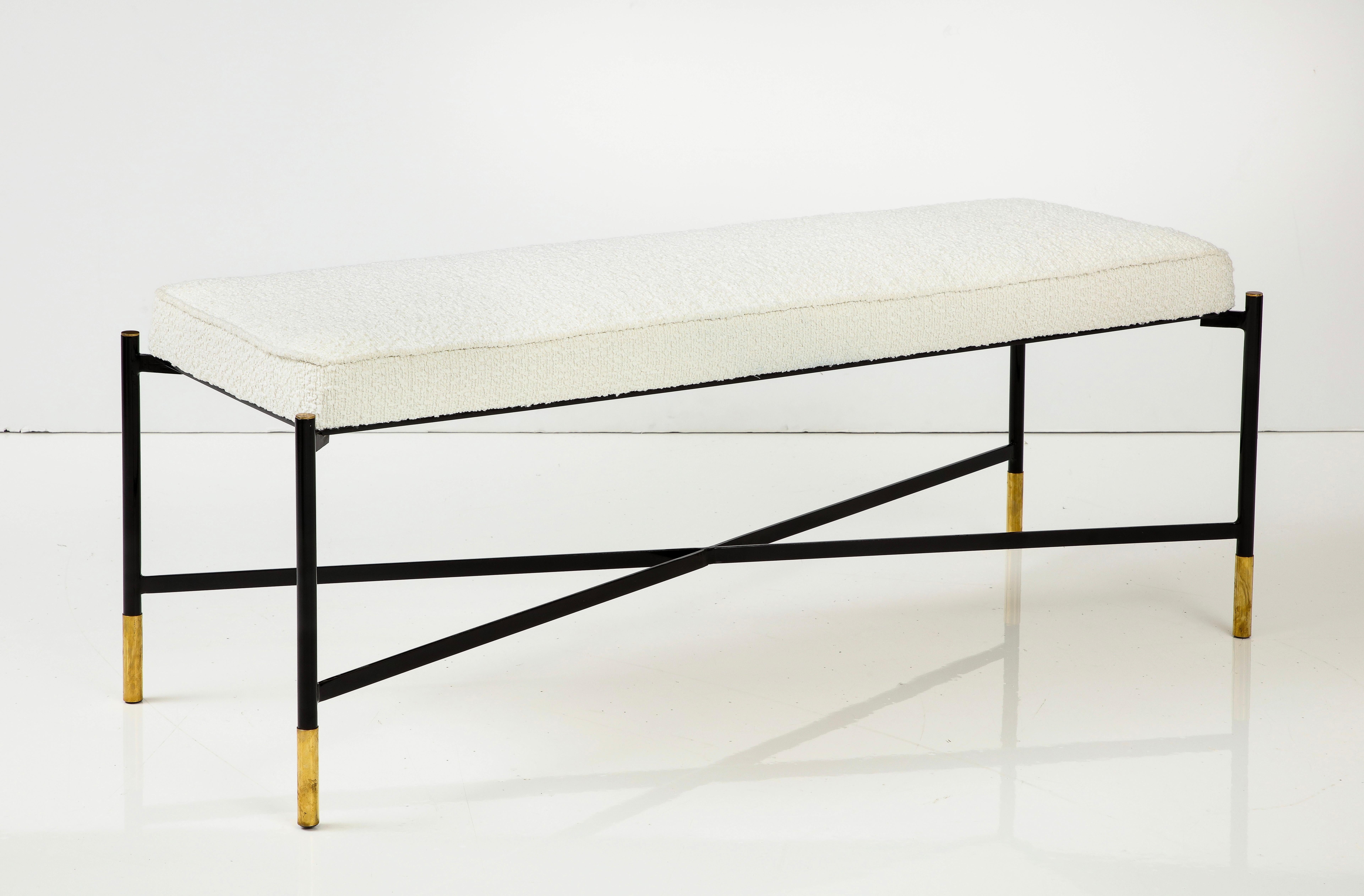 Contemporary Italian Black Metal Bench with White Upholstery For Sale 3