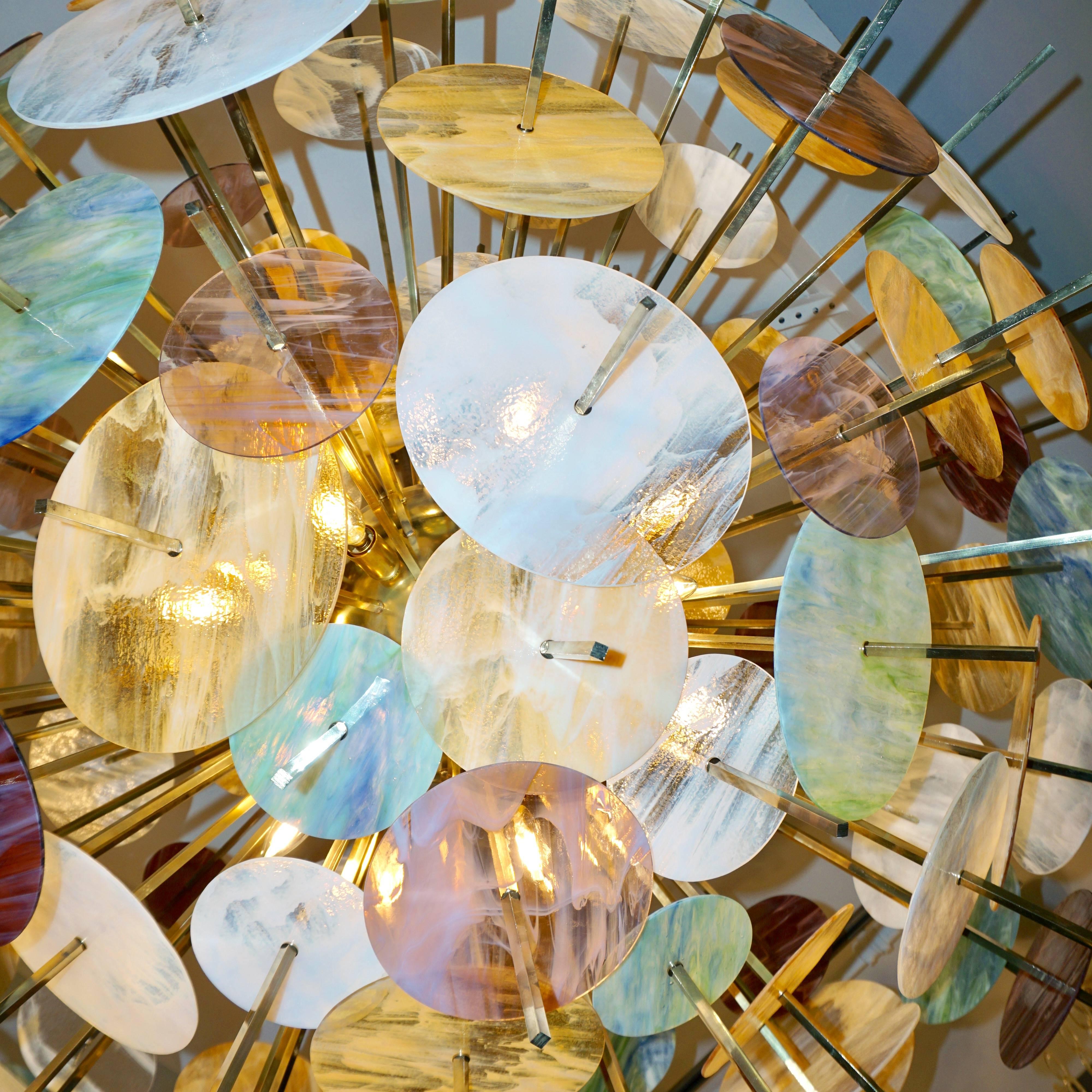 Italian Contemporary Brass & Pastel Murano Glass Oval Sputnik Modern Chandelier For Sale 2