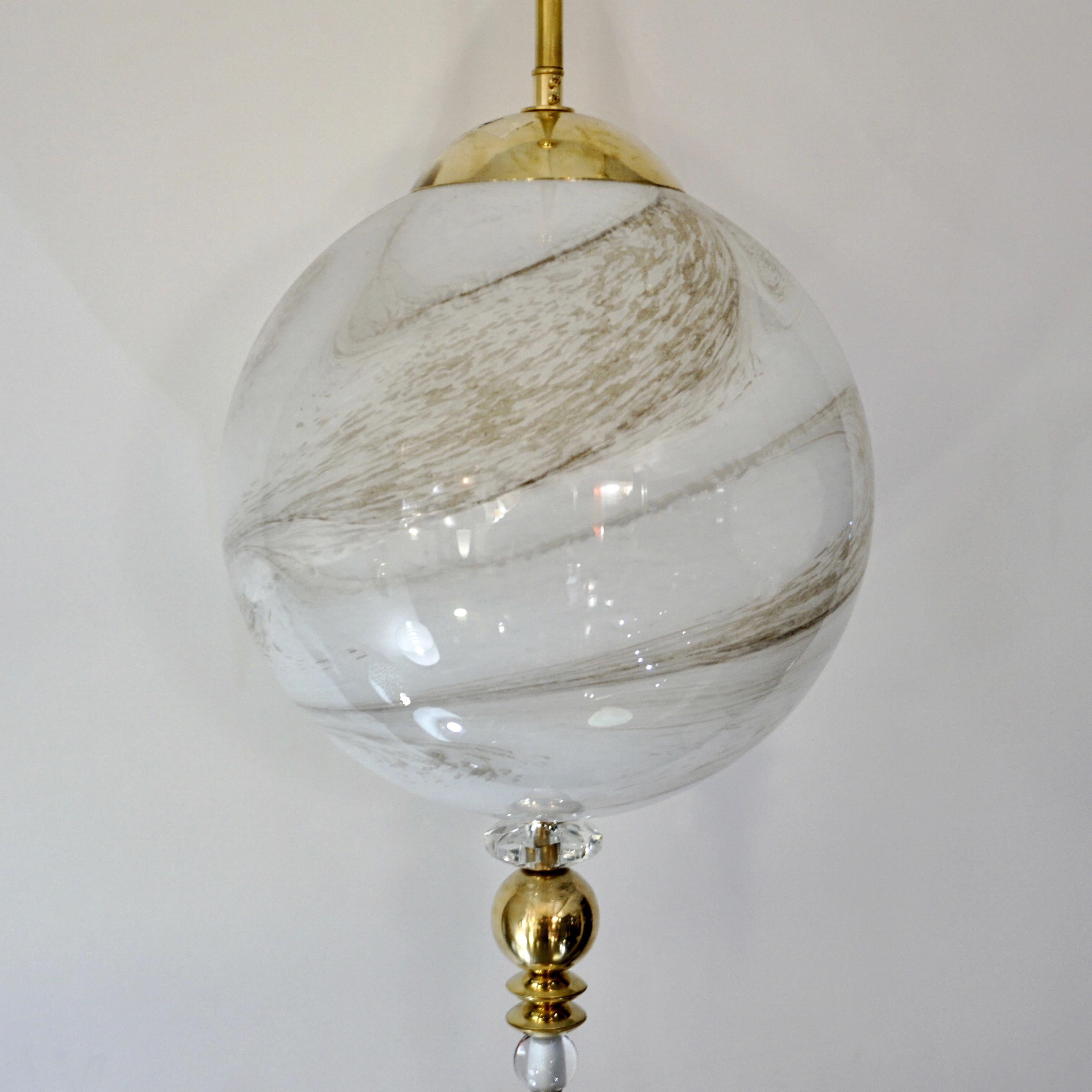 Contemporary Italian Brass and Cream White Alabaster Glass Round Pendant Light For Sale 6