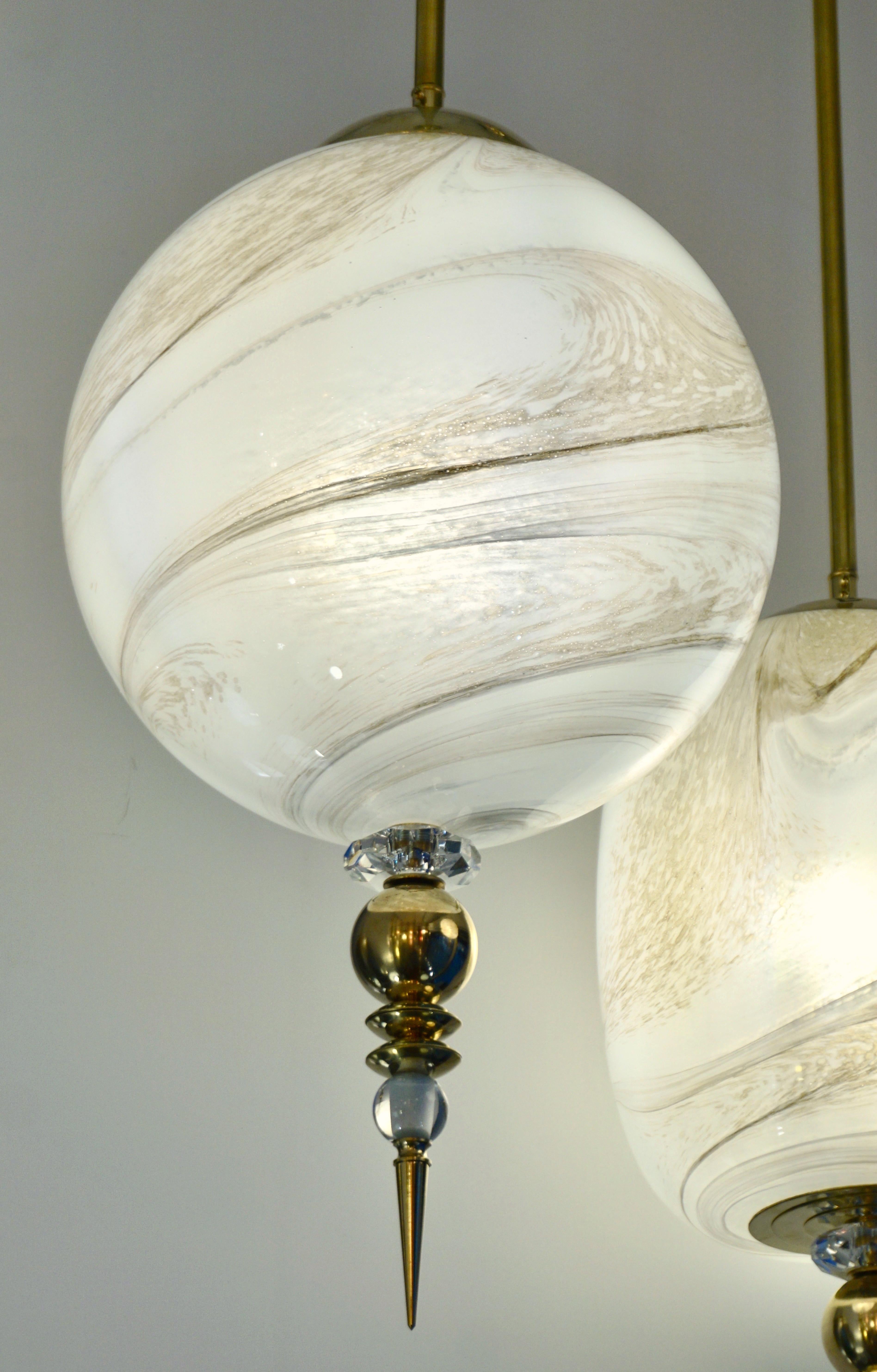 Hand-Crafted Contemporary Italian Brass and Cream White Alabaster Glass Round Pendant Light For Sale
