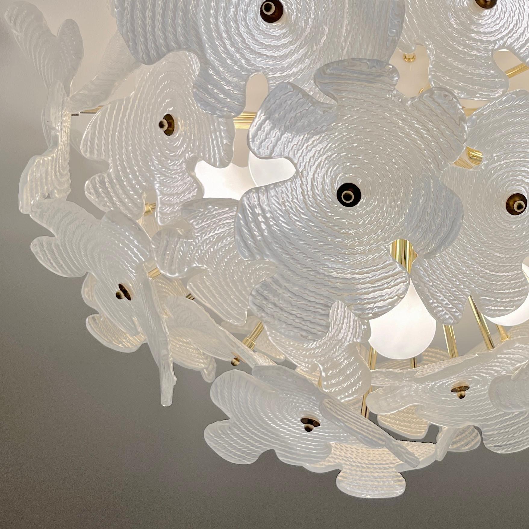 Contemporary Italian Brass & Satin White Murano Glass Flower Sputnik Flushmount (Italienisch) im Angebot