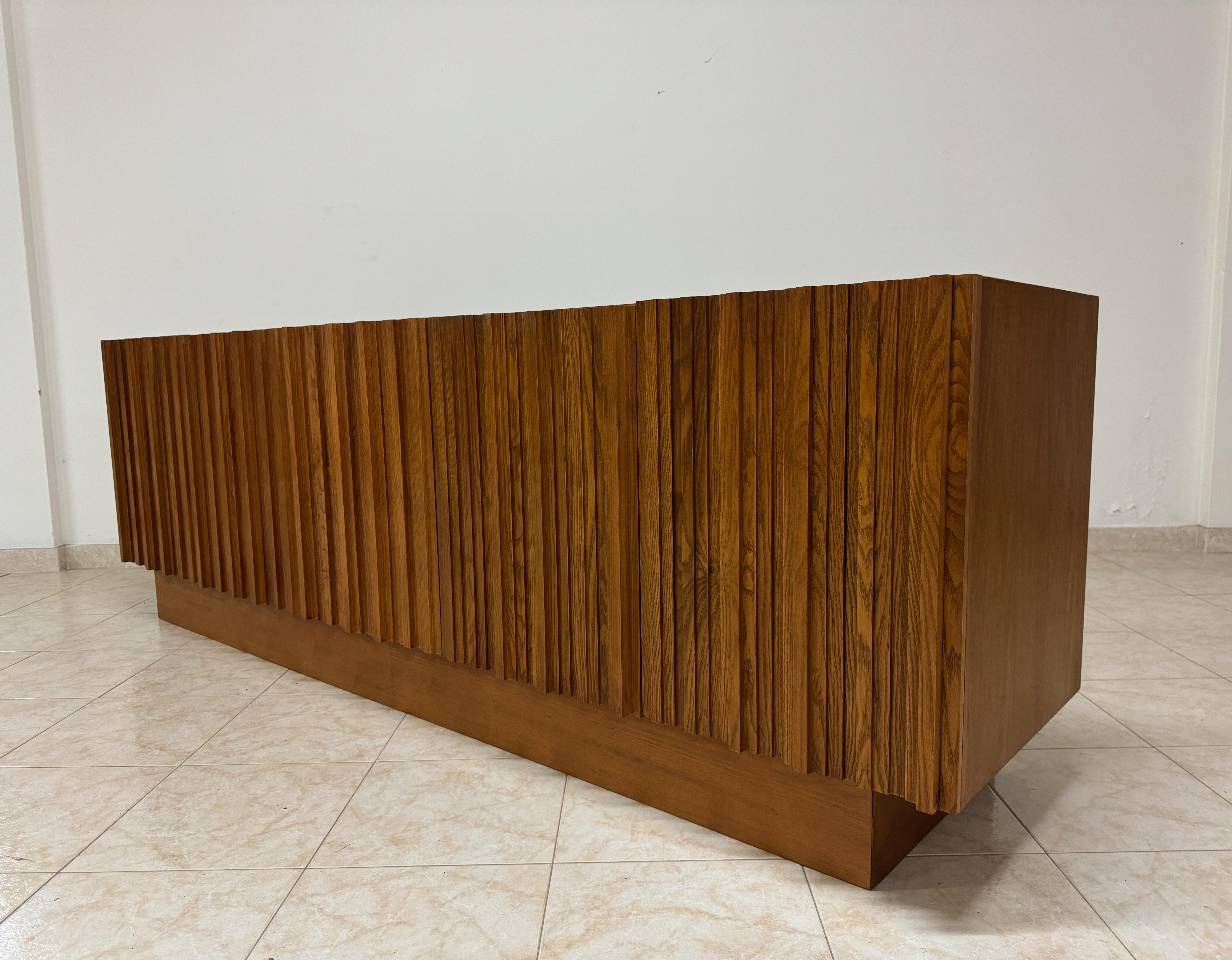 Buffet Brutaliste Italien Contemporain en vente 4