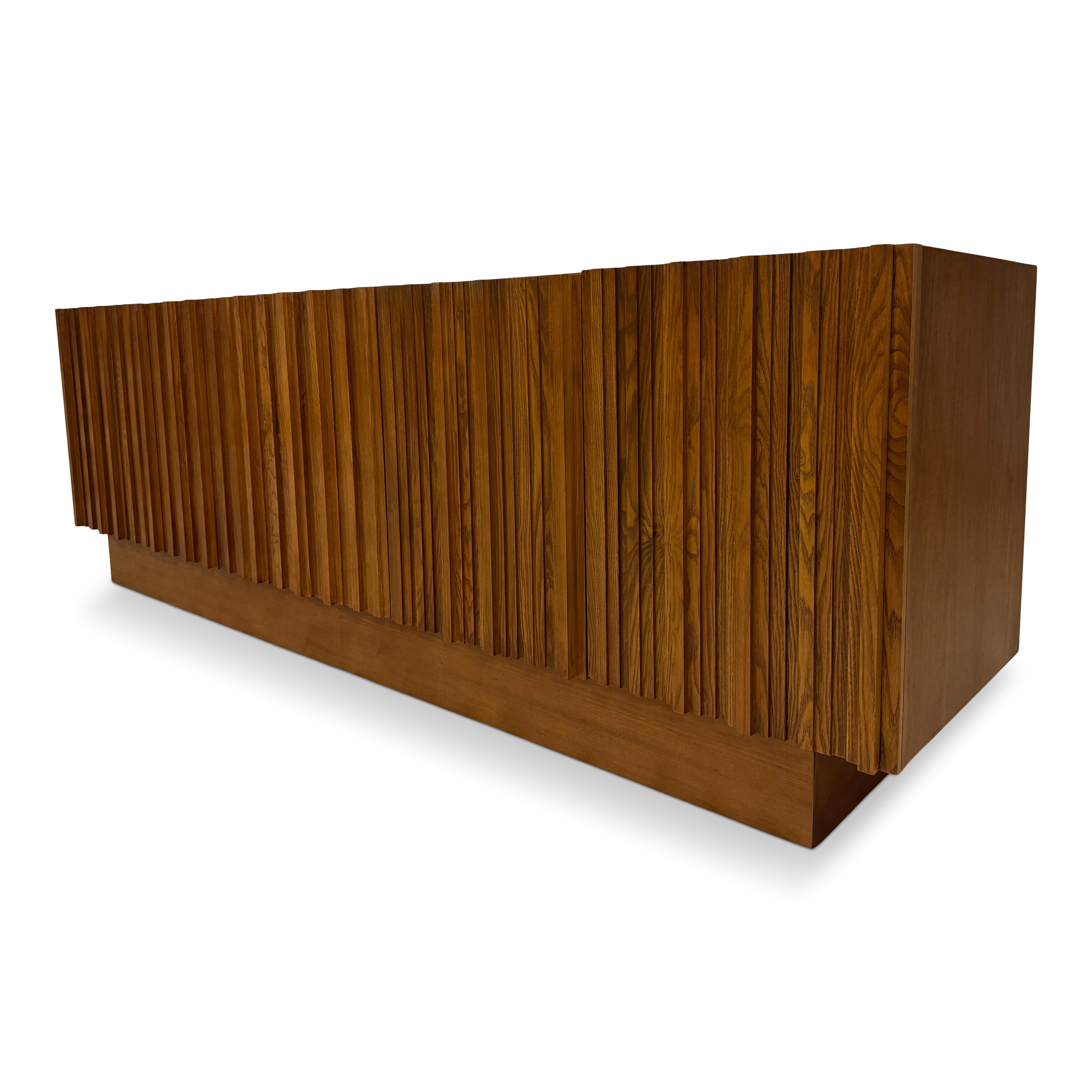 Buffet Brutaliste Italien Contemporain en vente 6