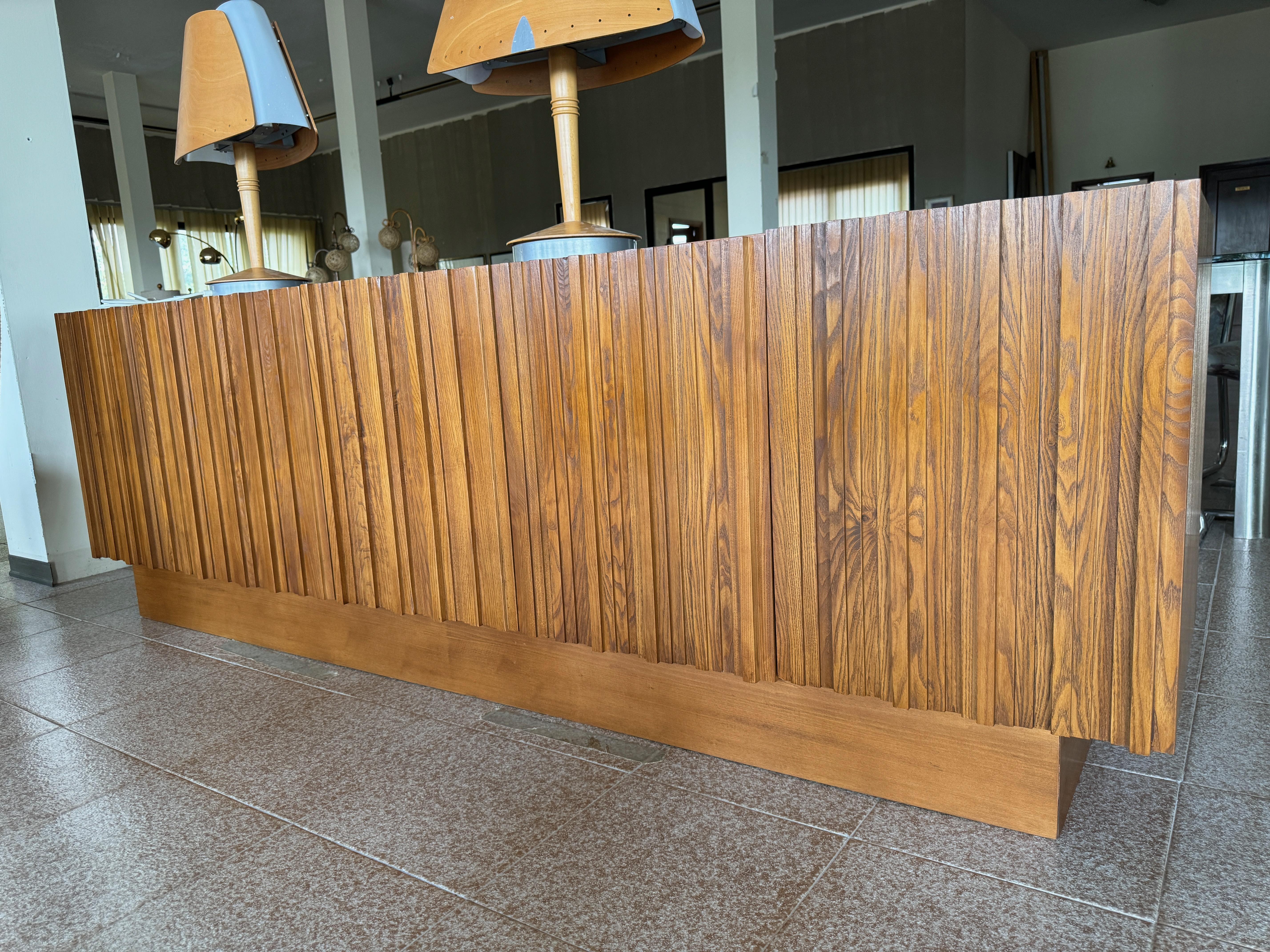 Buffet Brutaliste Italien Contemporain en vente 7
