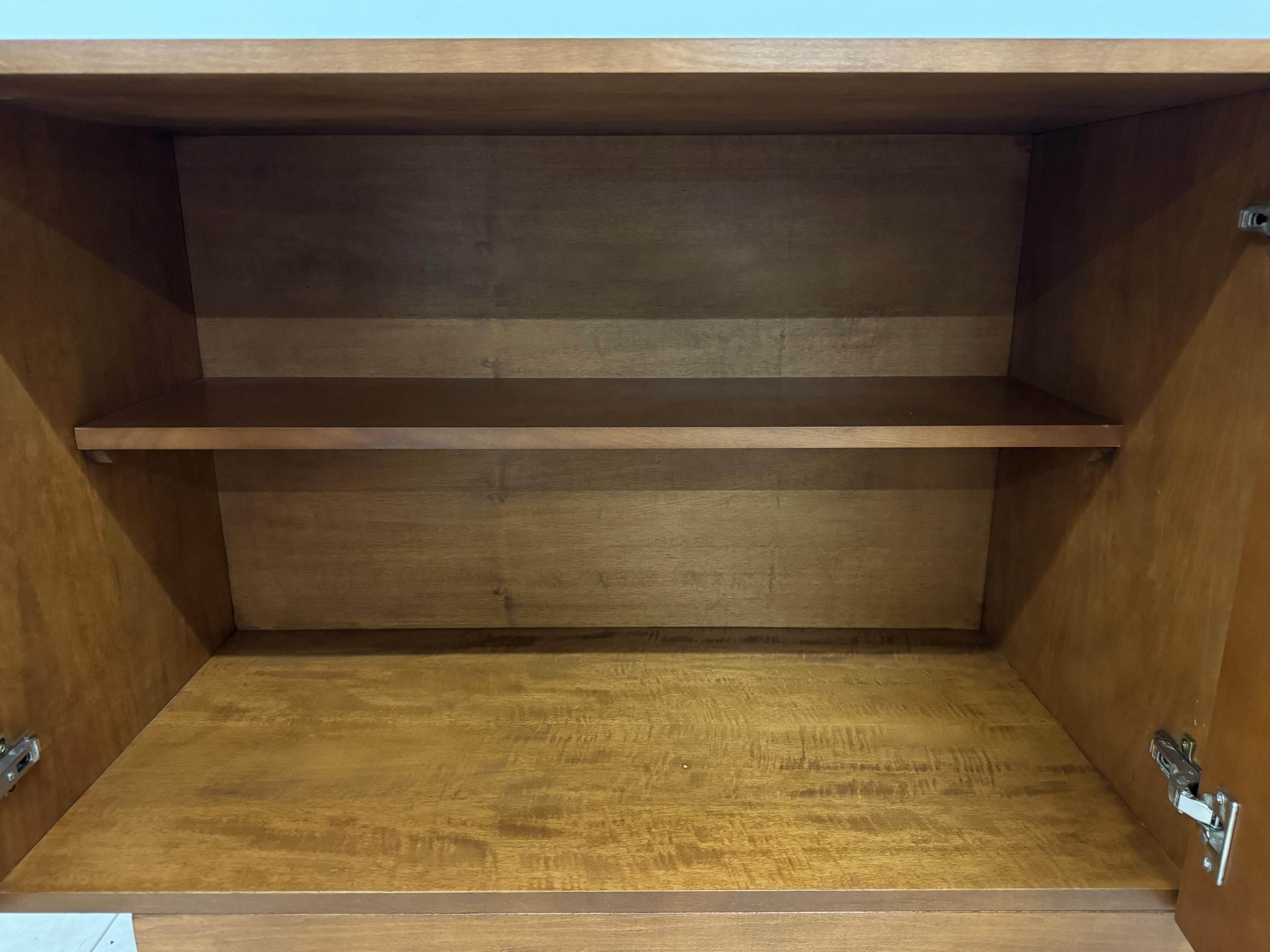 Buffet Brutaliste Italien Contemporain Neuf - En vente à London, London